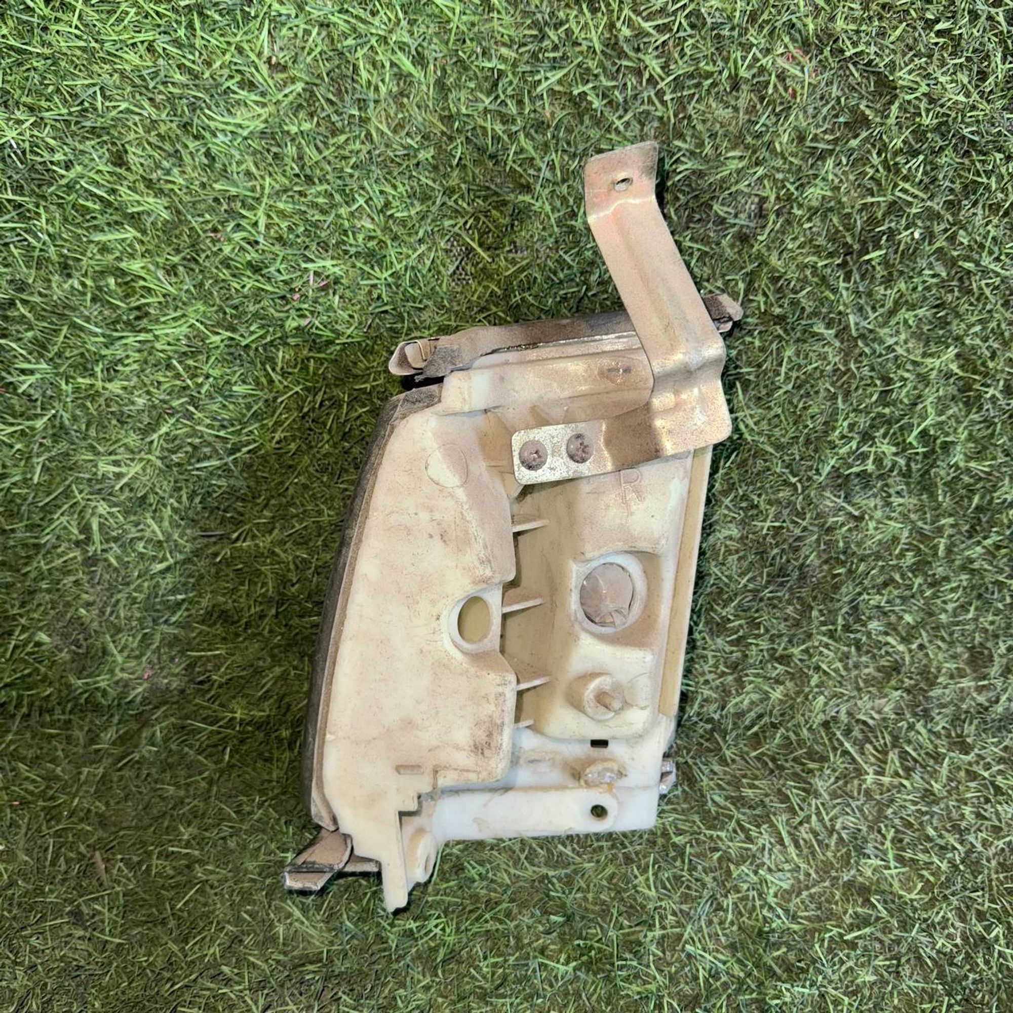 165 Фонарь габаритный правый Toyota Corona, 4000 рублей, Невинномысск