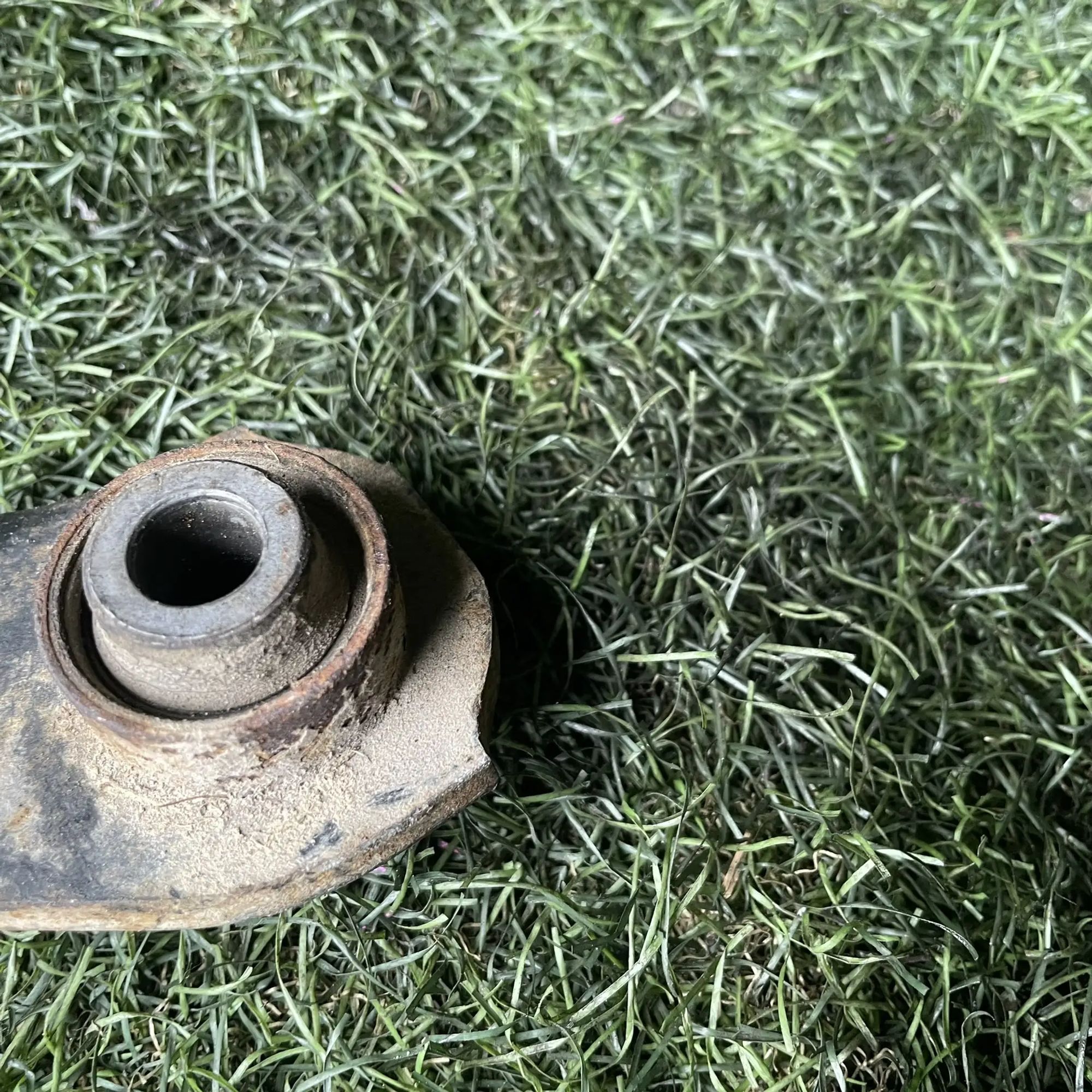 https://ycs.partsauto.market/partsauto-images/thmbs/userImages/772e461030aea93f4dbb6447c0f924d3/part/23867a0e-1aef-4a0a-88f4-667f80329b24_1776936190286.jpg