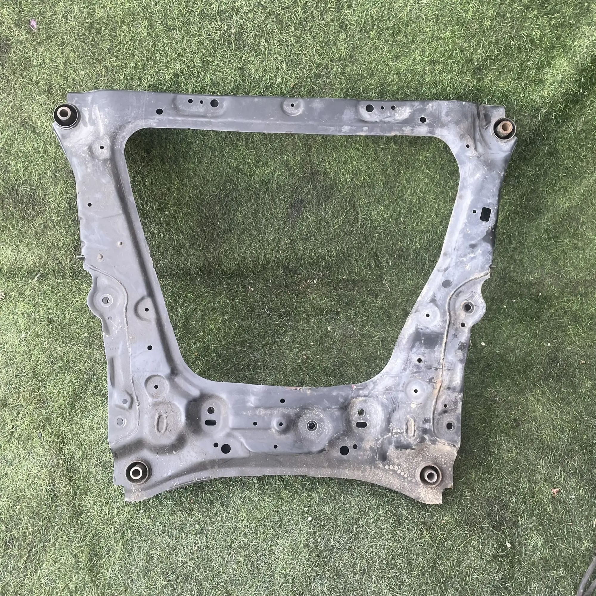 https://ycs.partsauto.market/partsauto-images/thmbs/userImages/772e461030aea93f4dbb6447c0f924d3/part/238be935-e484-4674-b5ba-c34dcc016834_1776855633517.jpg