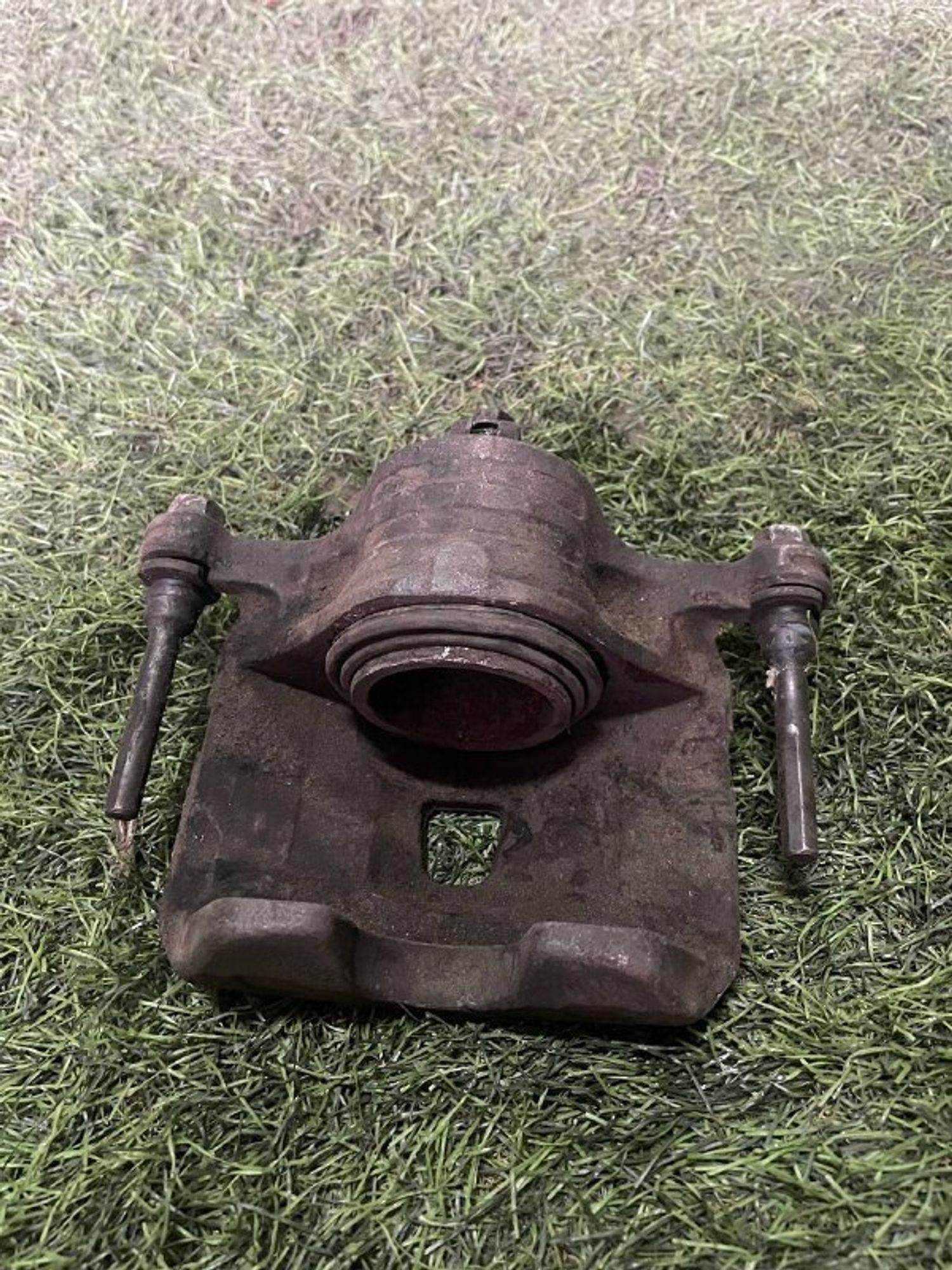 61 суппорт  NISSAN SUNNY FB15, 3000 рублей, Невинномысск