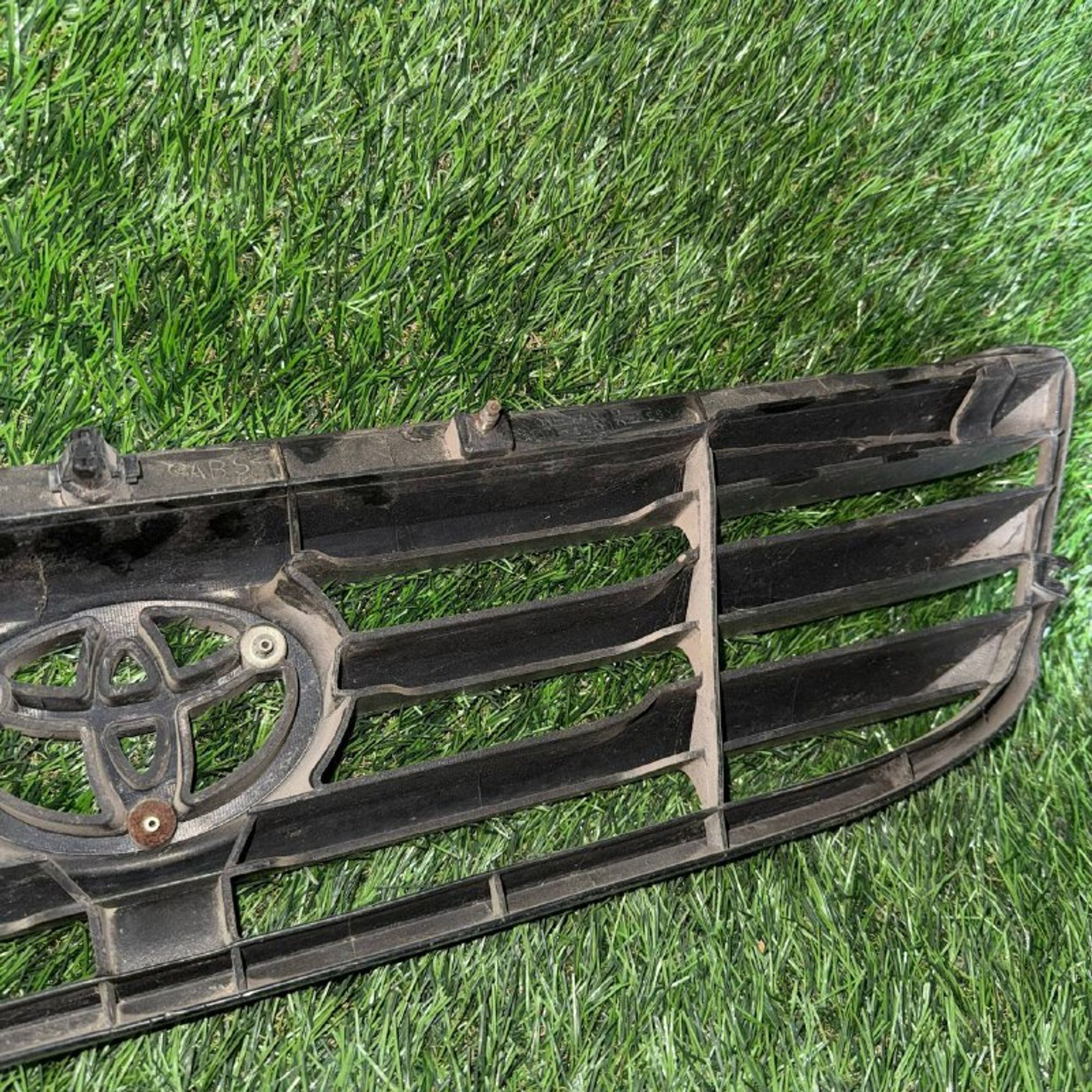 234 Решетка радиатора TOYOTA IPSUM SXM10, 3000 рублей, Невинномысск