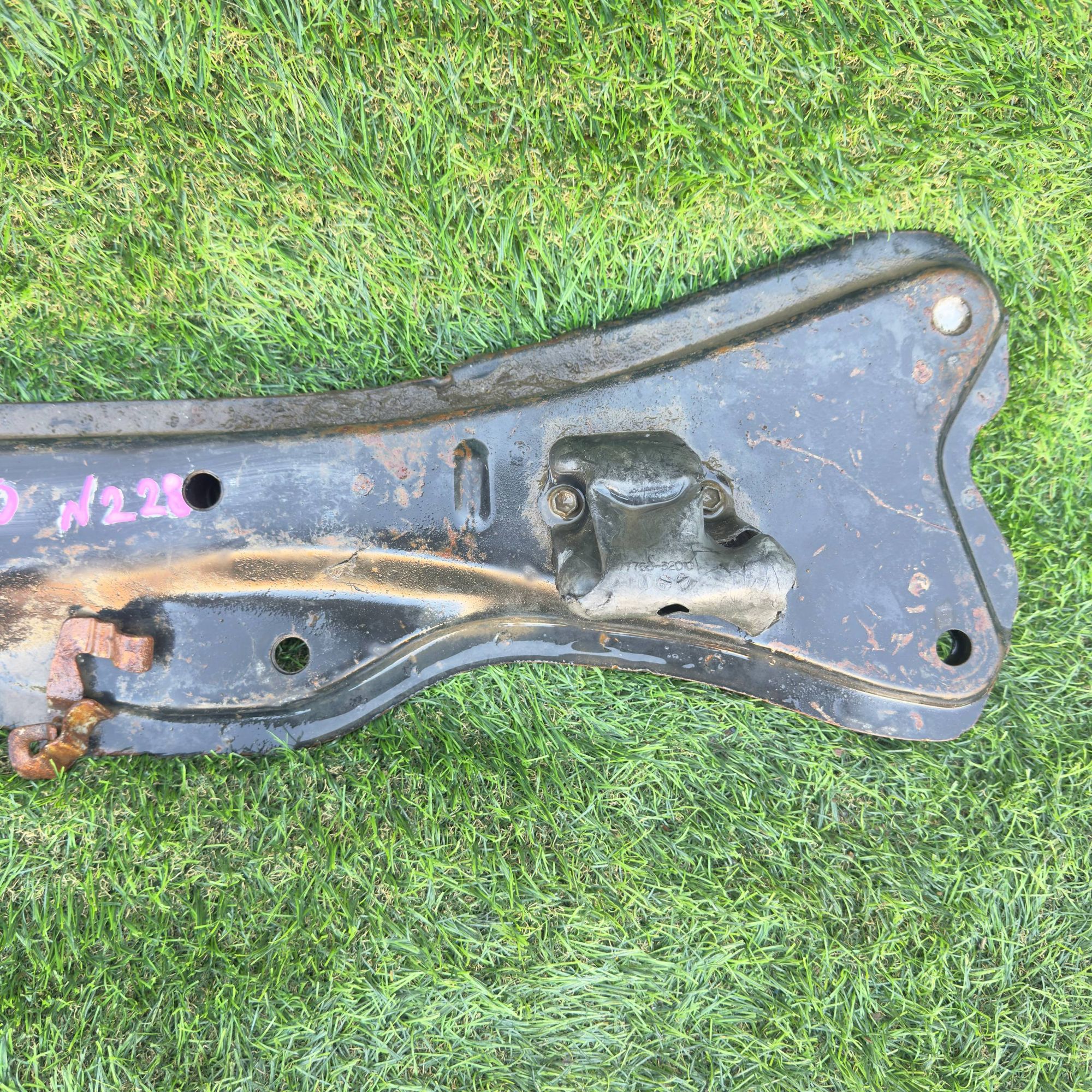 228 Балка поперечная TOYOTA VISTA SV30, 1 рублей, Невинномысск