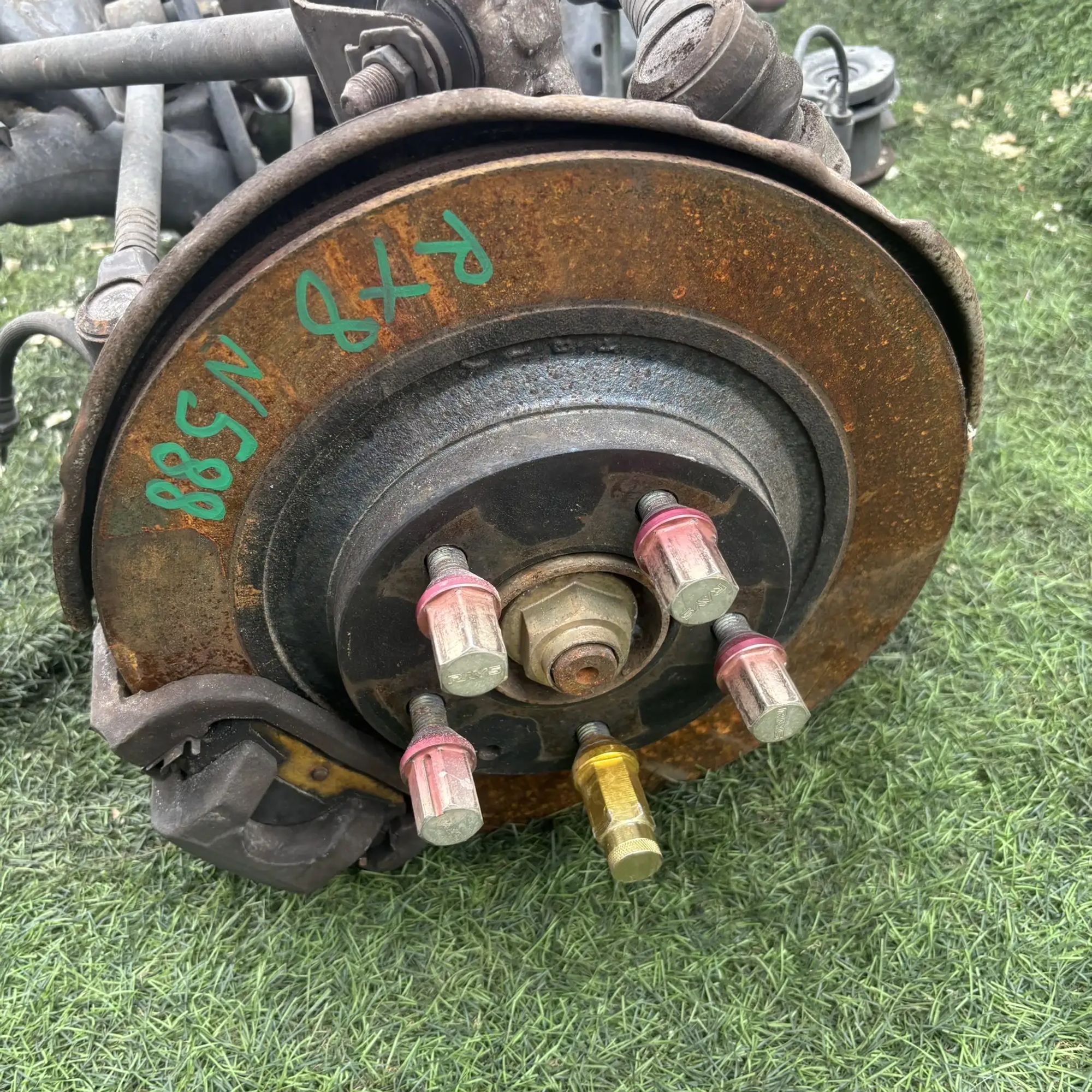 https://ycs.partsauto.market/partsauto-images/thmbs/userImages/772e461030aea93f4dbb6447c0f924d3/part/24c63397-a675-4a8b-a901-720a3e32bbb4_1777026876484.jpg