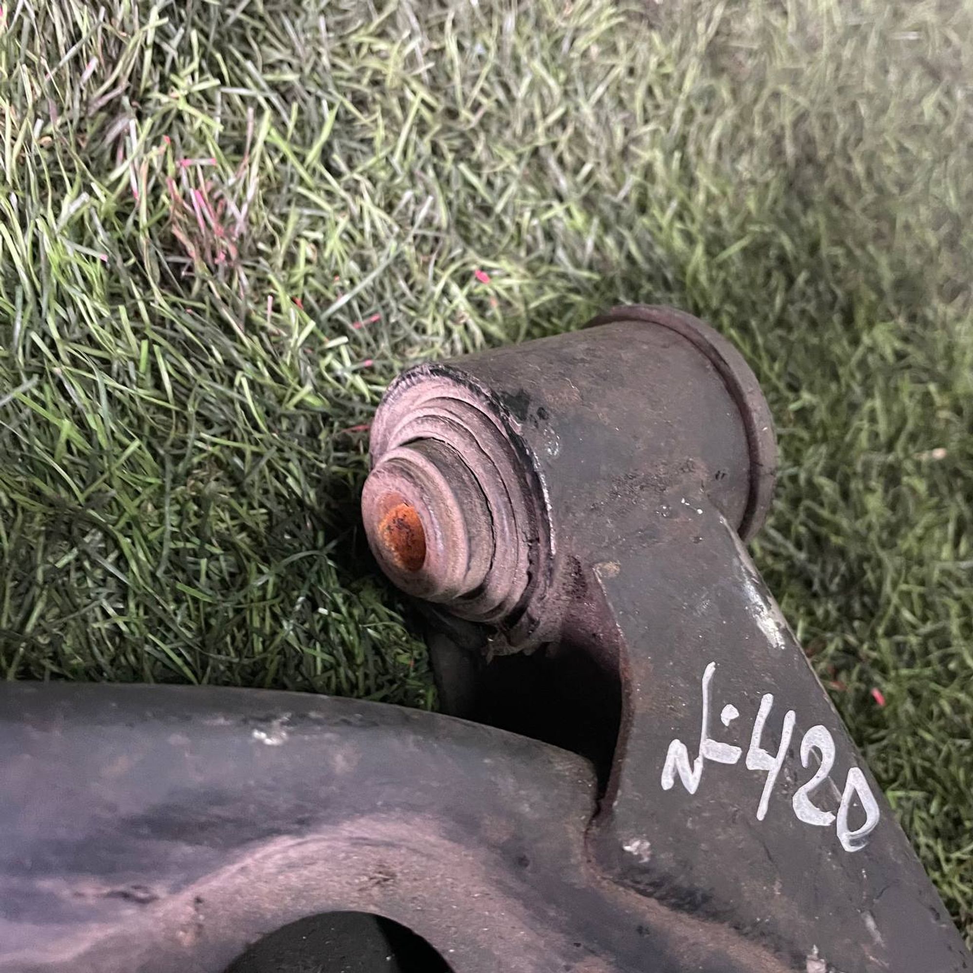 420 Рычаг передний правый нижний MAZDA MPV LW3W, 3500 рублей, Невинномысск