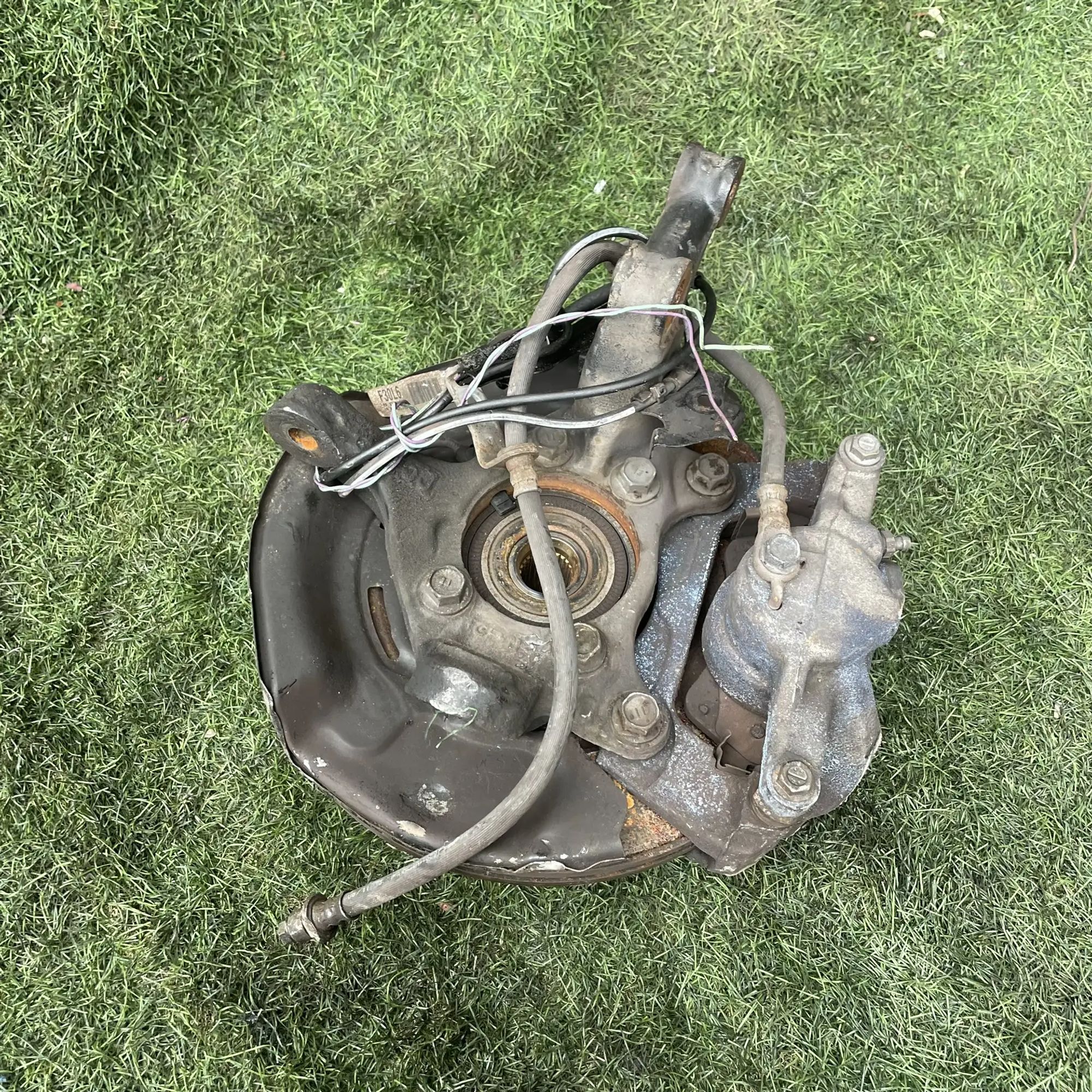 https://ycs.partsauto.market/partsauto-images/thmbs/userImages/772e461030aea93f4dbb6447c0f924d3/part/24f209a8-770e-4cc3-aa90-71e40e972297_1776930158156.jpg