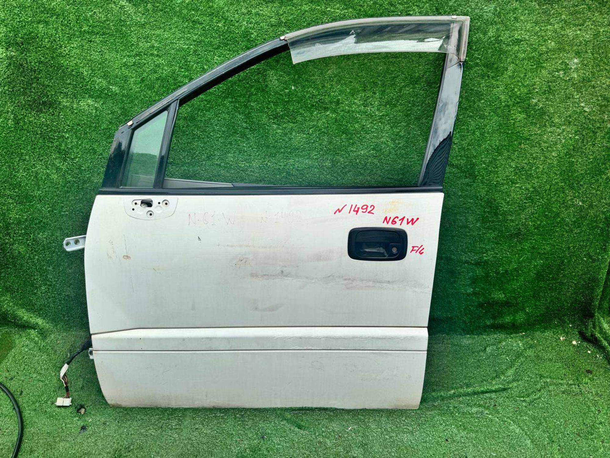 1492 дверь на MITSUBISHI CHARIOT N61W, 6500 рублей, Невинномысск