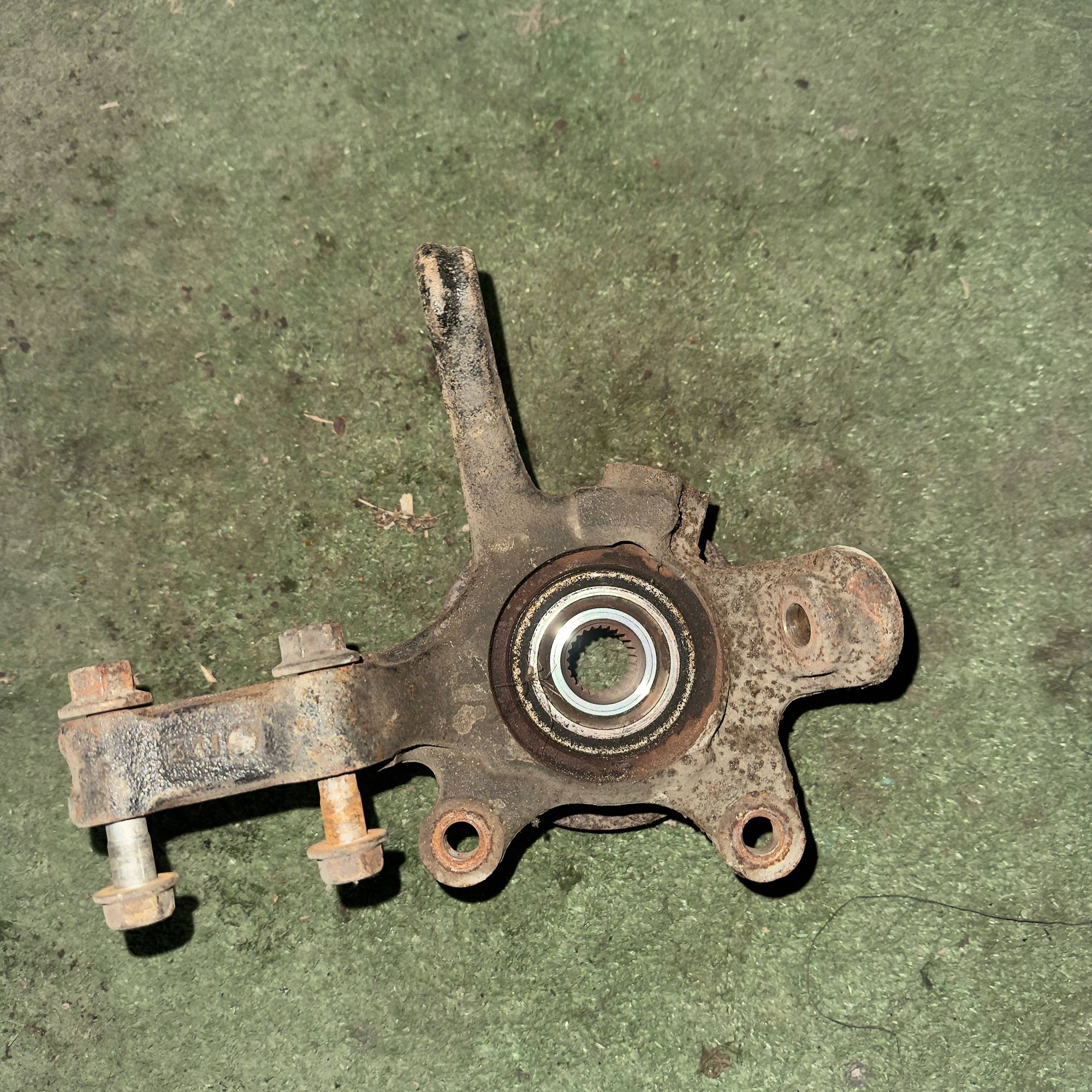 738 Ступица передняя правая NISSAN BLUEBIRD SYLPHY FG10, 3000 рублей, Невинномысск