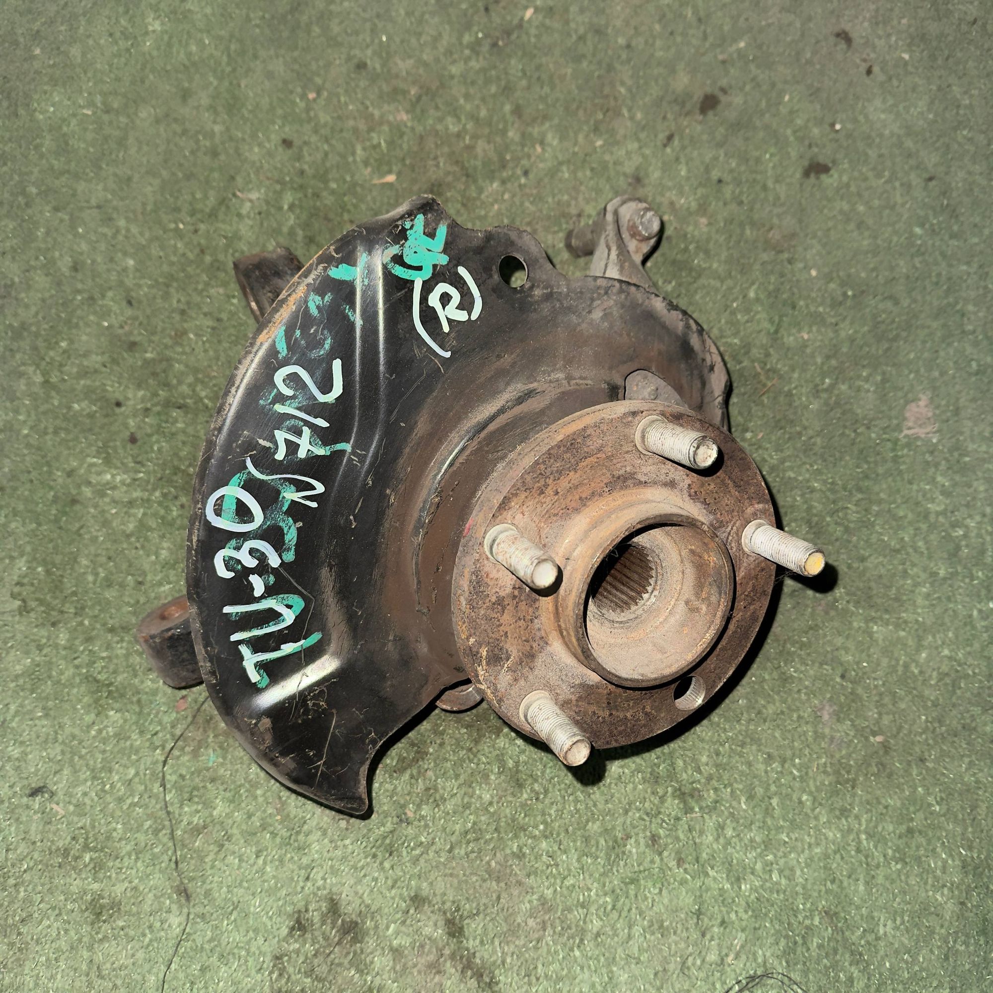 712 Ступица передняя правая NISSAN PRESAGE TU30, 3500 рублей, Невинномысск