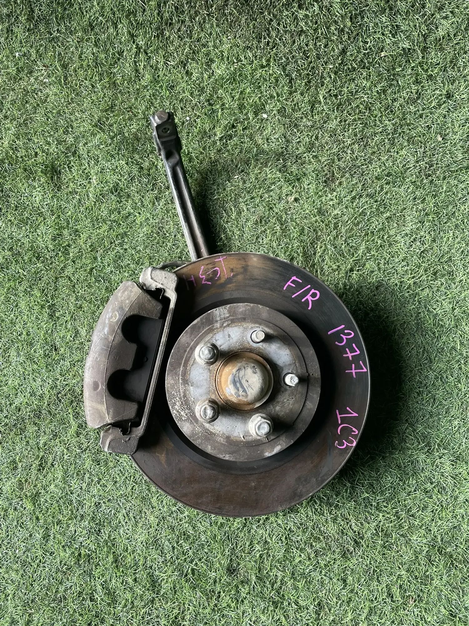 1377 Ступица передняя правая Chrysler 300C 3.5 2006, 10000 рублей, Невинномысск