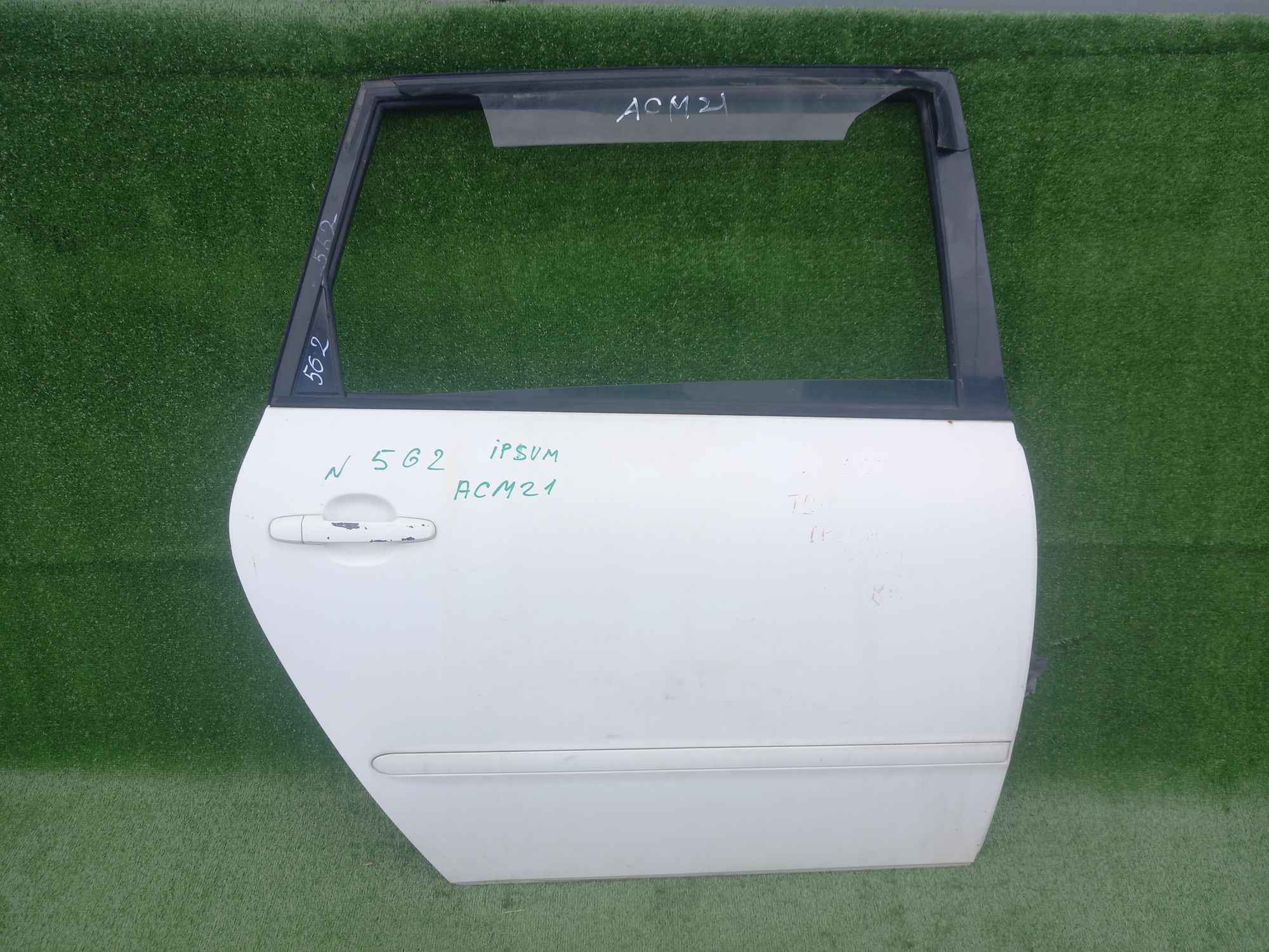 562 дверь на TOYOTA IPSUM ACM21W, 12500 рублей, Невинномысск