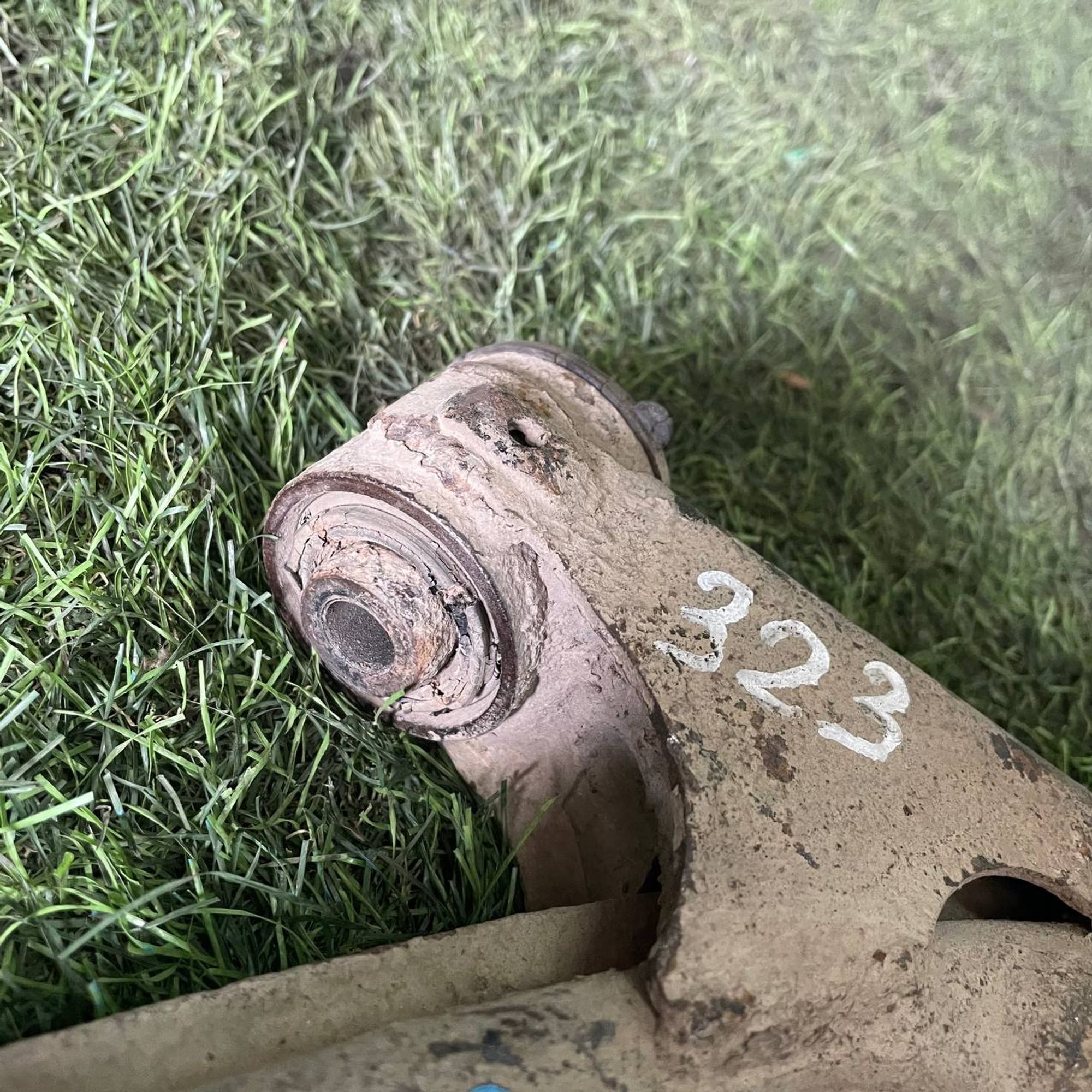 398 Рычаг передний правый нижний MAZDA 323, 1 рублей, Невинномысск