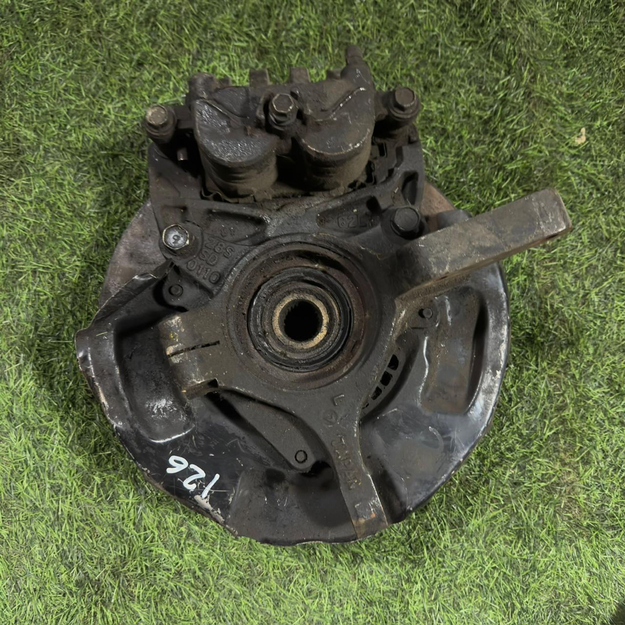 126 Ступица передняя левая SUBARU FORESTER SG5, 8500 рублей, Невинномысск