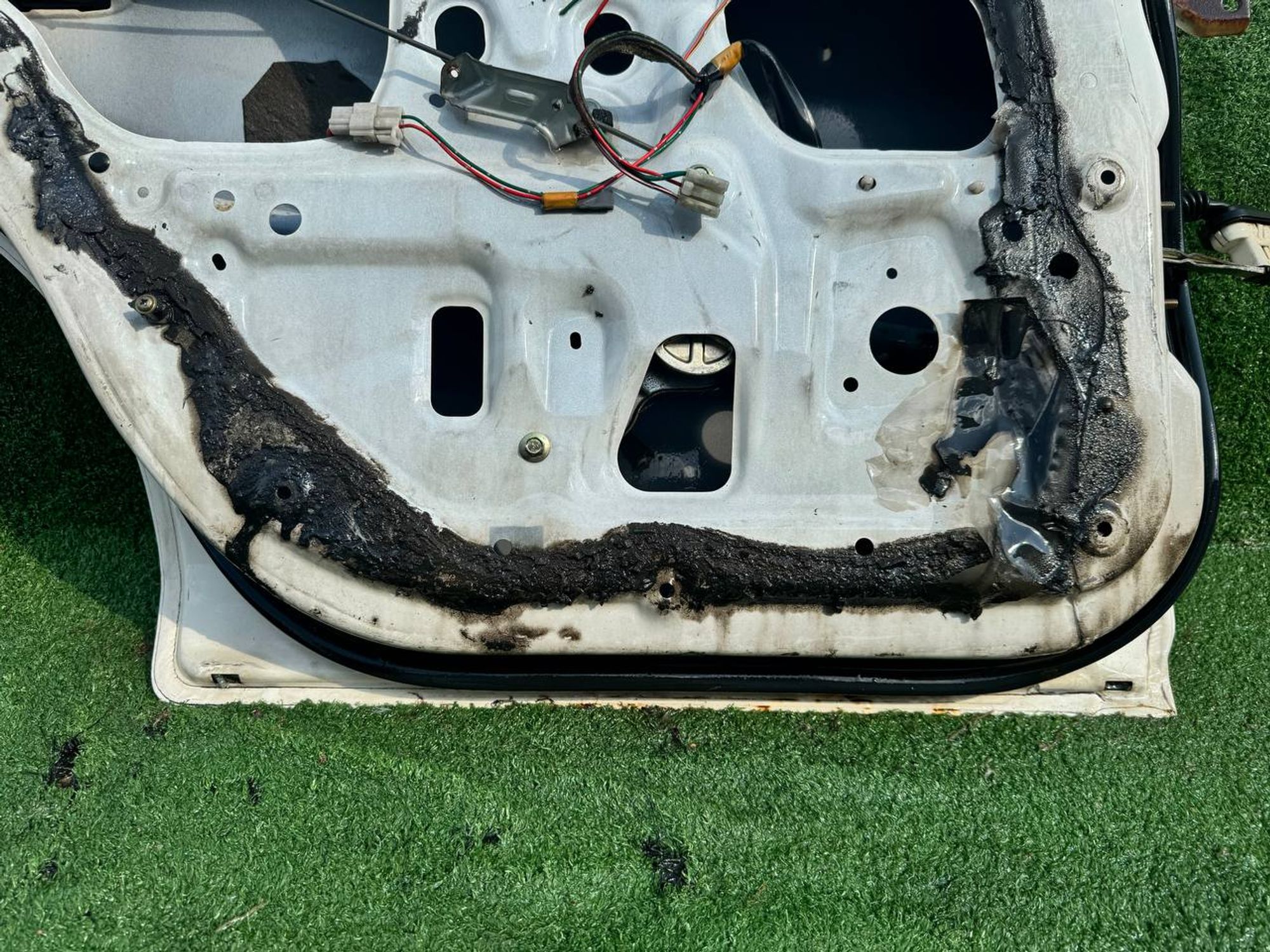 555 дверь на MAZDA FAMILIA BHALP, 5500 рублей, Невинномысск