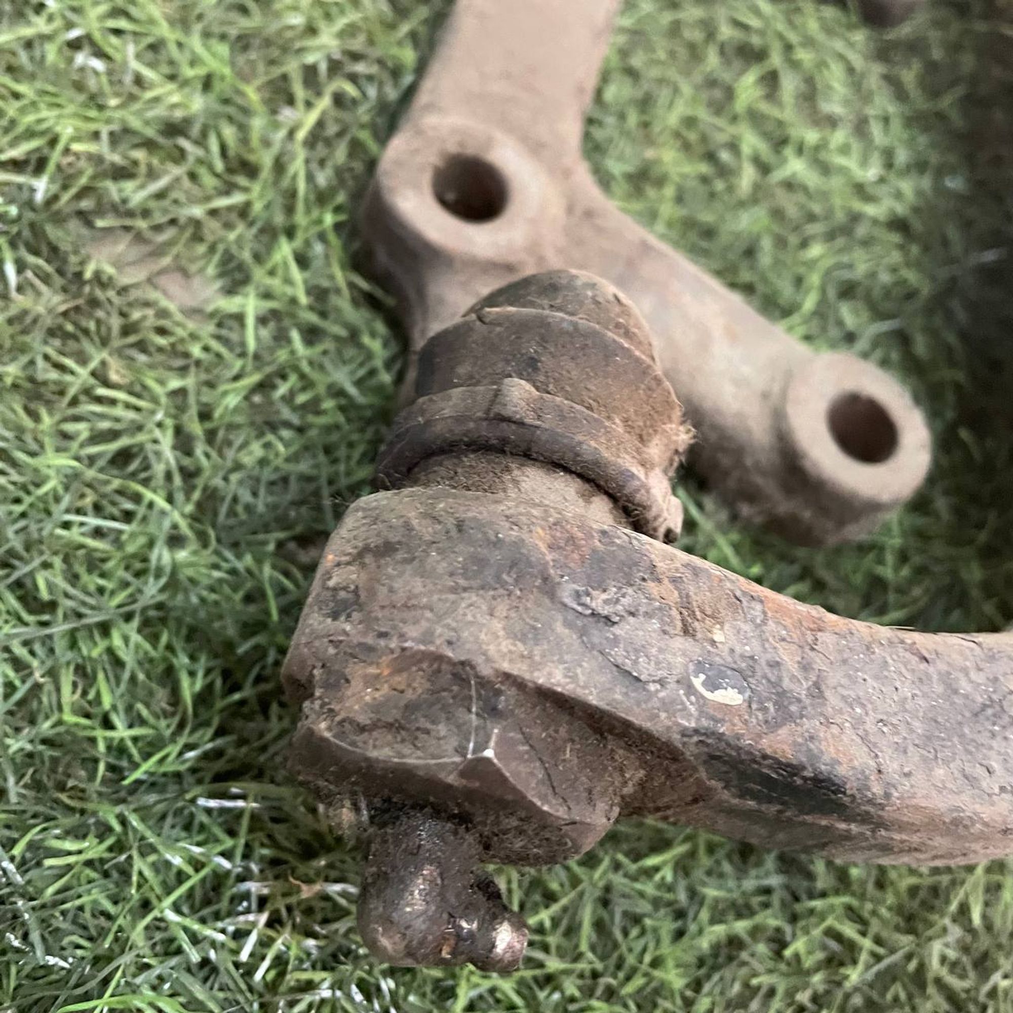 165 Рычаг передний левый верхний ISUZU ELF, 6000 рублей, Невинномысск