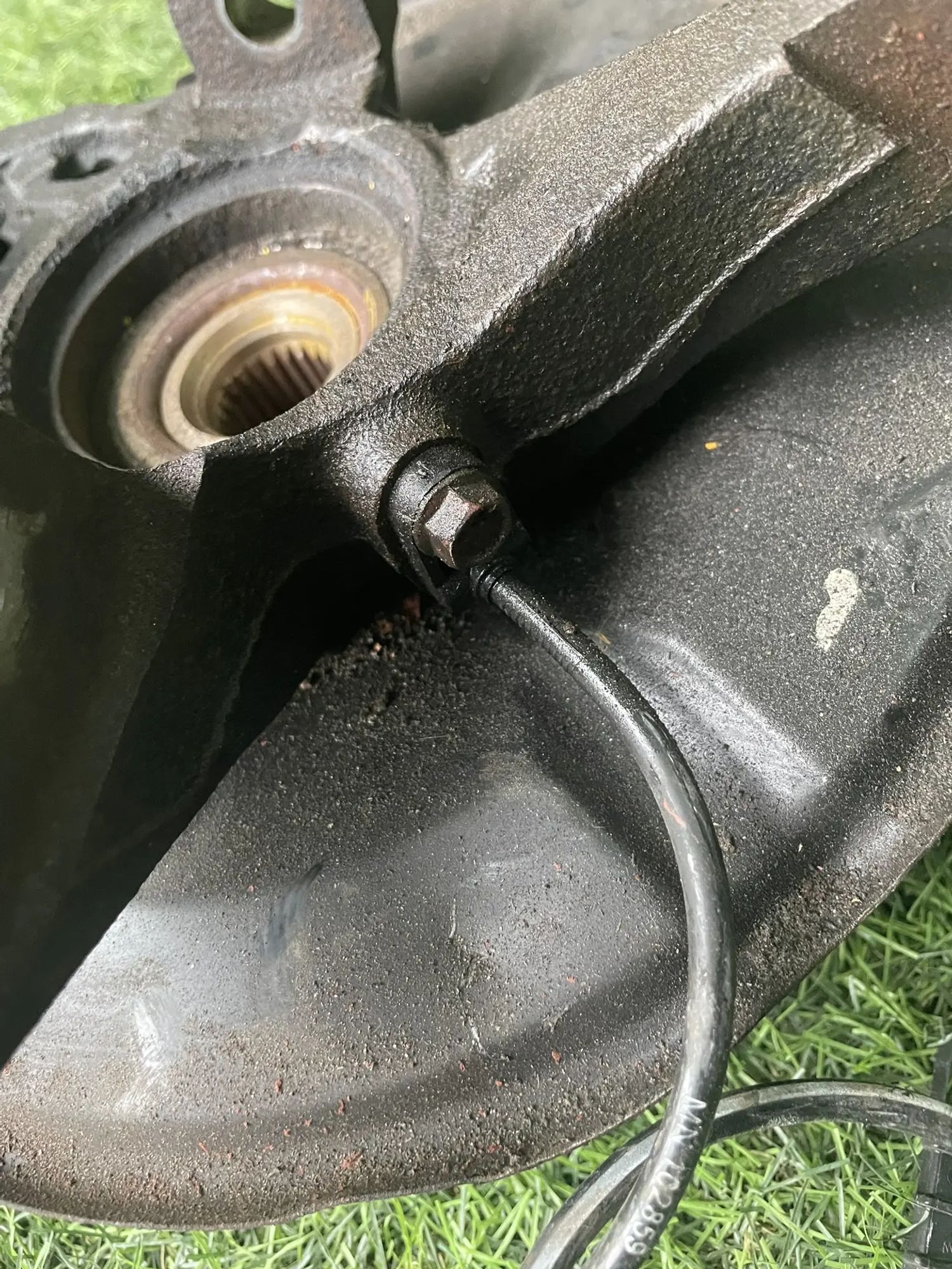 https://ycs.partsauto.market/partsauto-images/thmbs/userImages/772e461030aea93f4dbb6447c0f924d3/part/260101e6-9aed-410f-bed4-f9ae25792d82_1774945011718.jpg