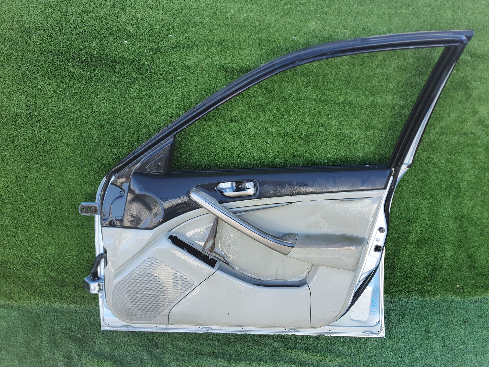 68 дверь F/R на NISSAN SKYLINE V35, 16500 рублей, Невинномысск