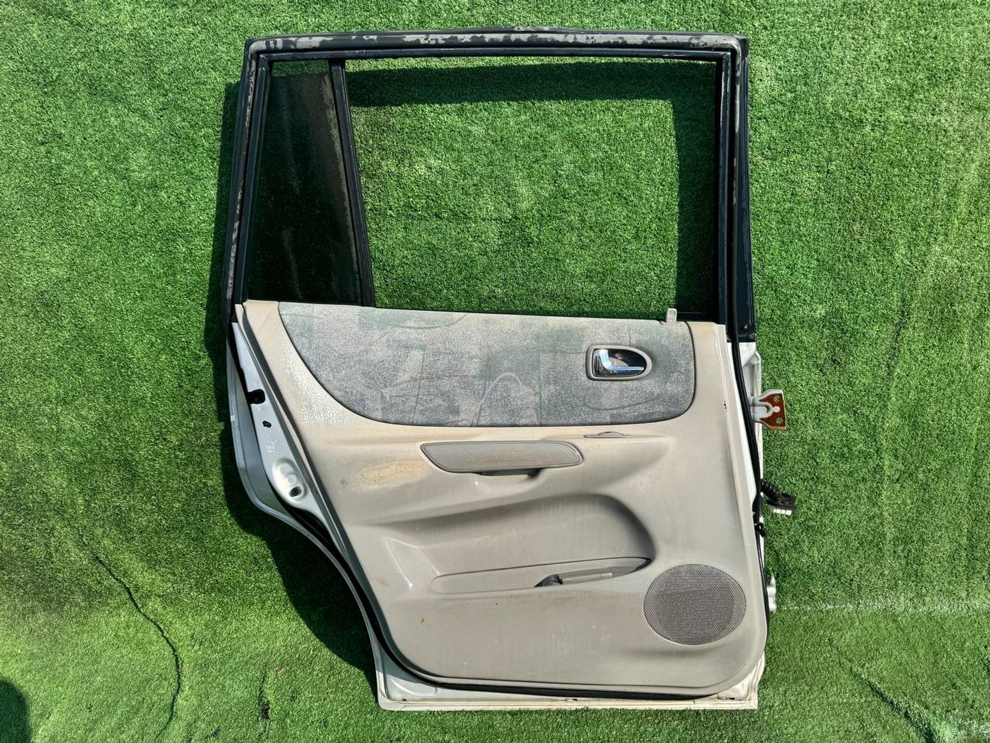 586 дверь на MAZDA PREMACY CP8W, 8000 рублей, Невинномысск