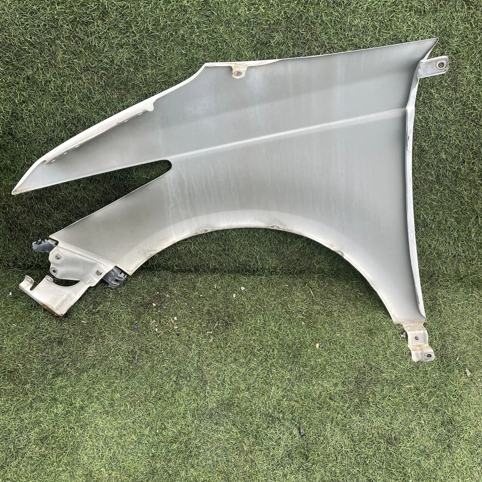 https://ycs.partsauto.market/partsauto-images/thmbs/userImages/772e461030aea93f4dbb6447c0f924d3/part/265e42cb-4833-42b4-ac3d-300643a26f9f_1778833889691.jpg