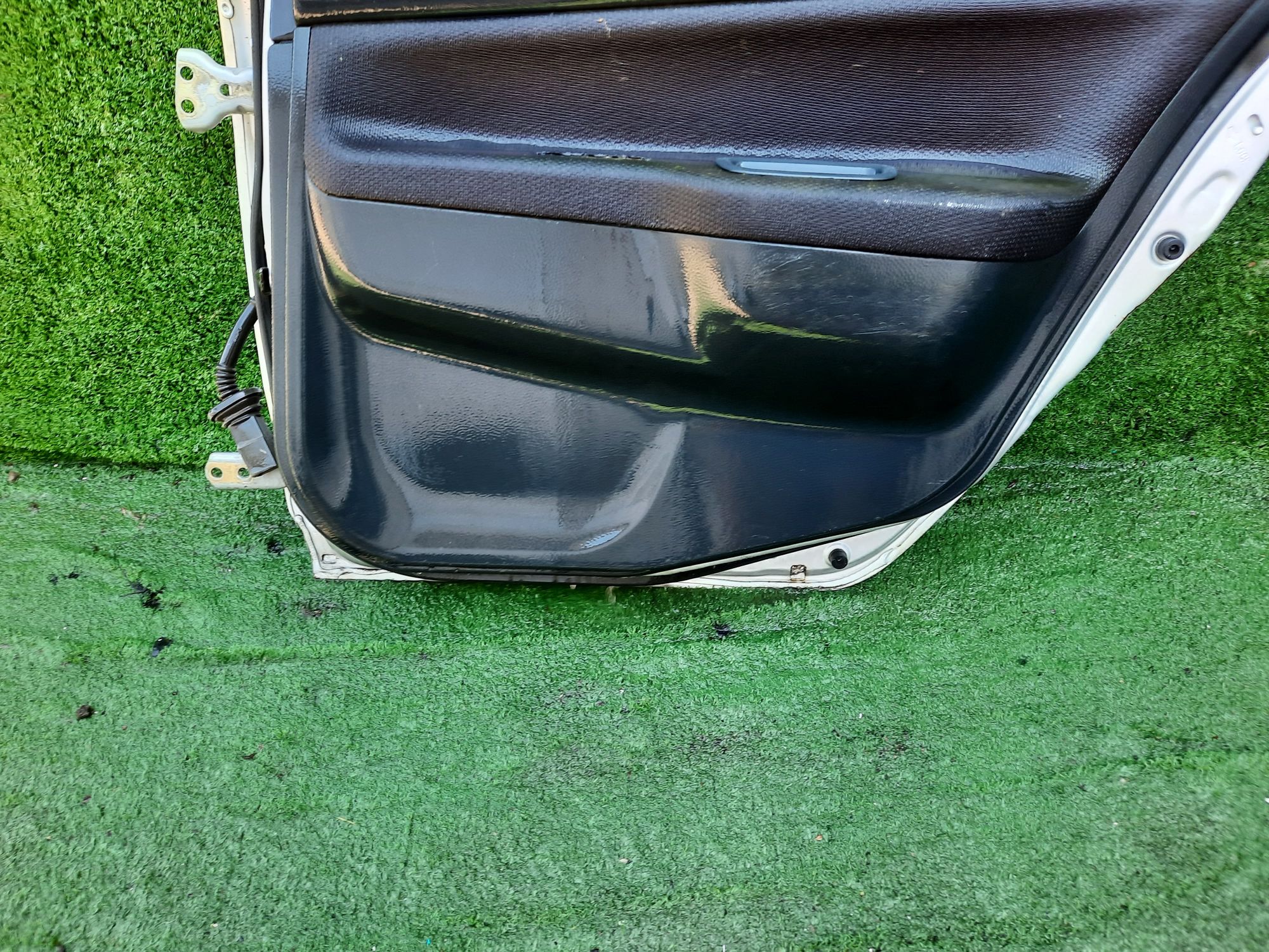 877 дверь на MITSUBISHI LANCER CEDIA CS5W, 9500 рублей, Невинномысск