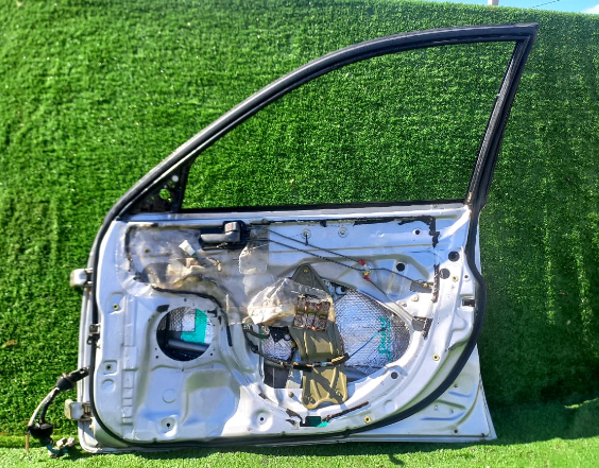 2210 дверь на TOYOTA AVENSIS SB153, 8500 рублей, Невинномысск