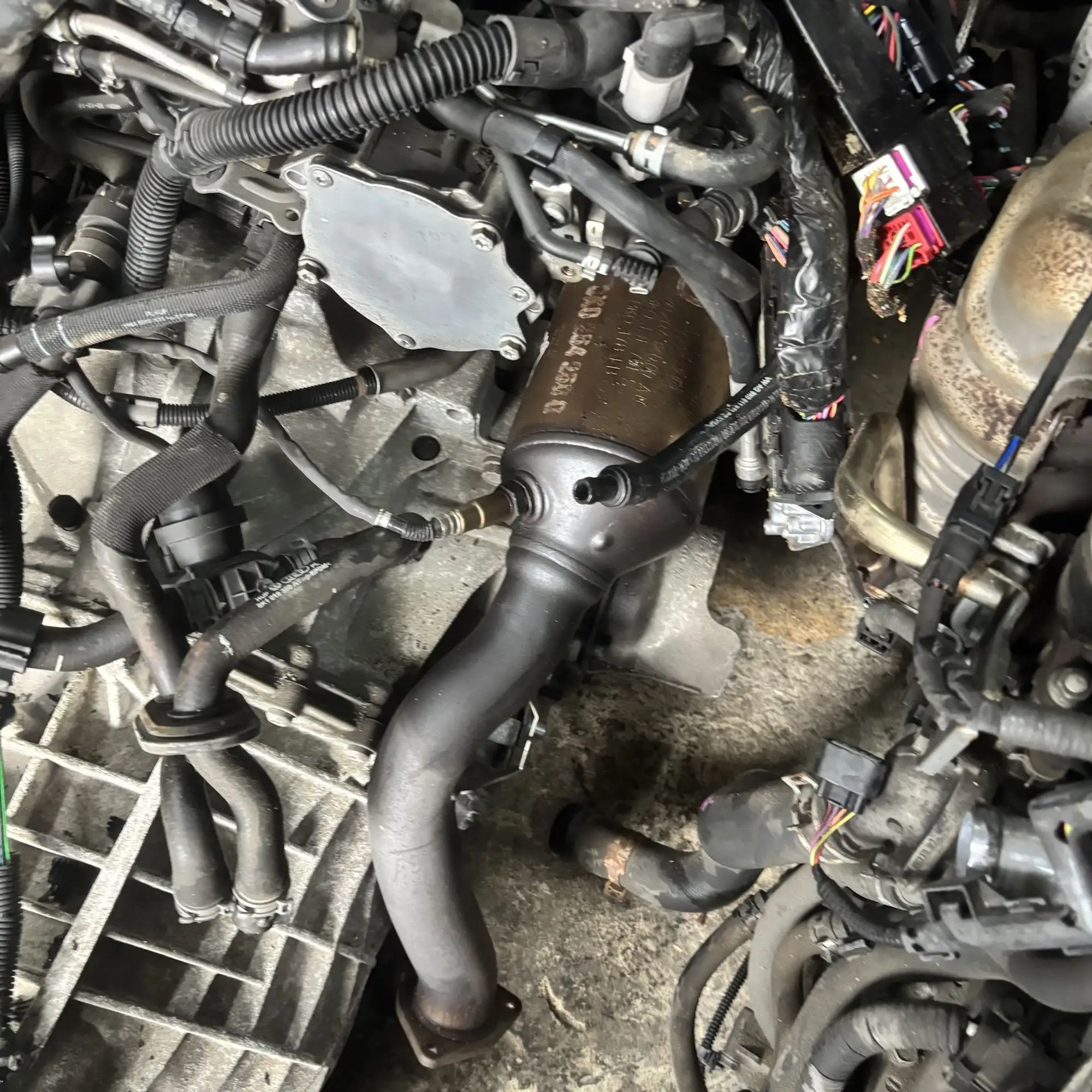 https://ycs.partsauto.market/partsauto-images/thmbs/userImages/772e461030aea93f4dbb6447c0f924d3/part/27158f97-f859-4b50-85a5-11bbb094254c_1778838345155.jpg