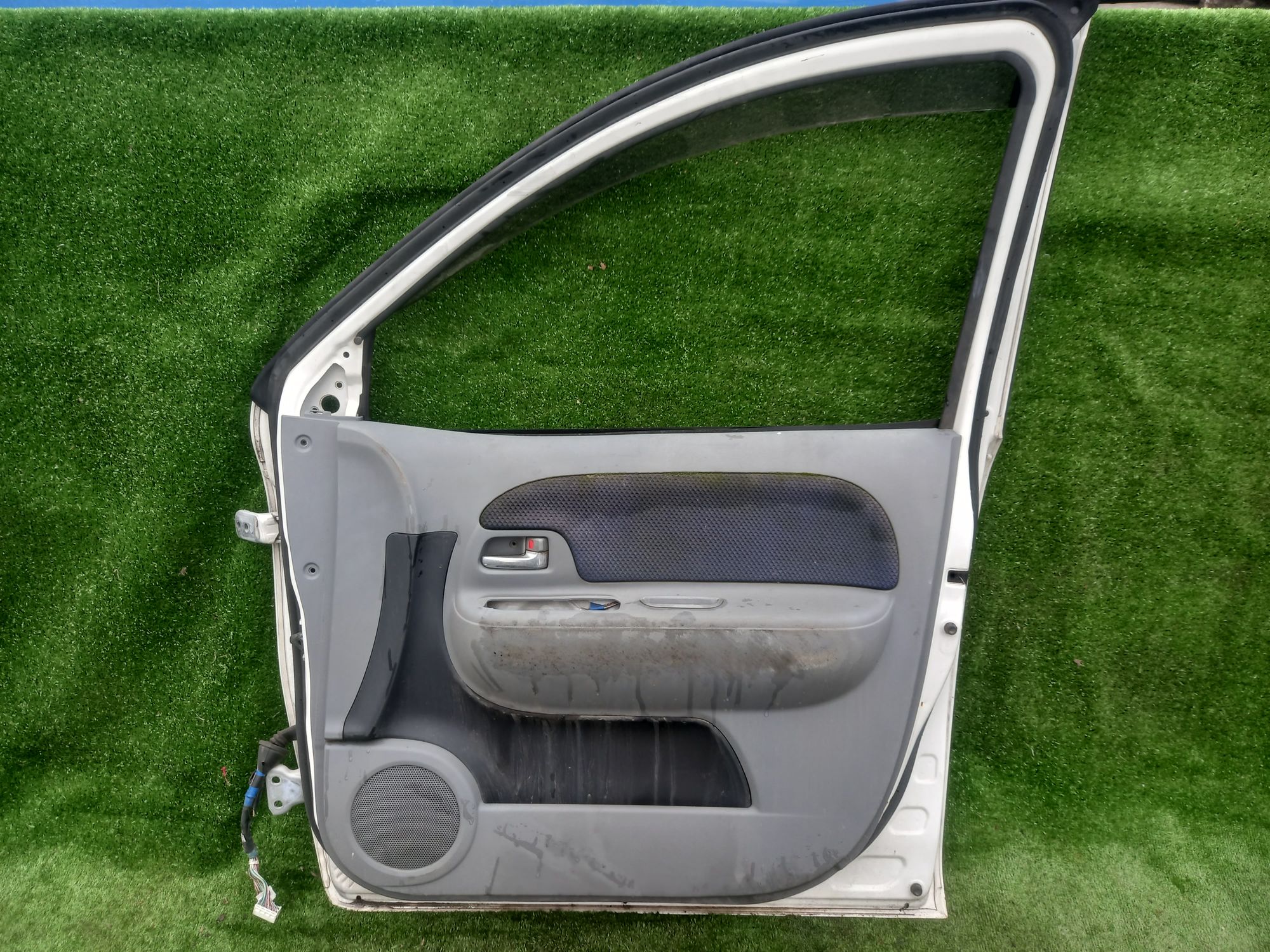 1616 дверь на TOYOTA SIENTA NCP81, 7000 рублей, Невинномысск