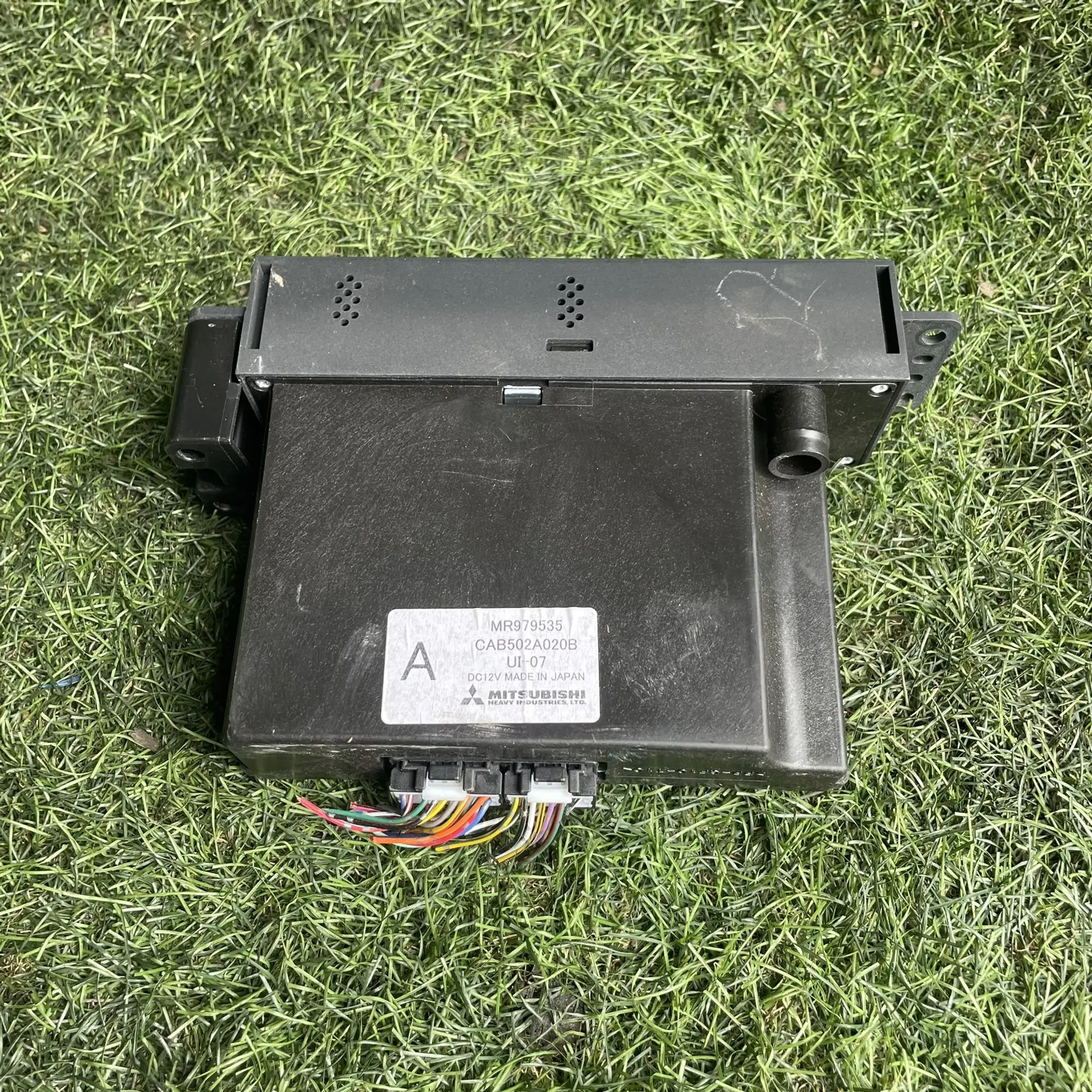 https://ycs.partsauto.market/partsauto-images/thmbs/userImages/772e461030aea93f4dbb6447c0f924d3/part/27c8ed85-3dfd-4cd9-a553-e105d63d755d_1776511929090.jpg