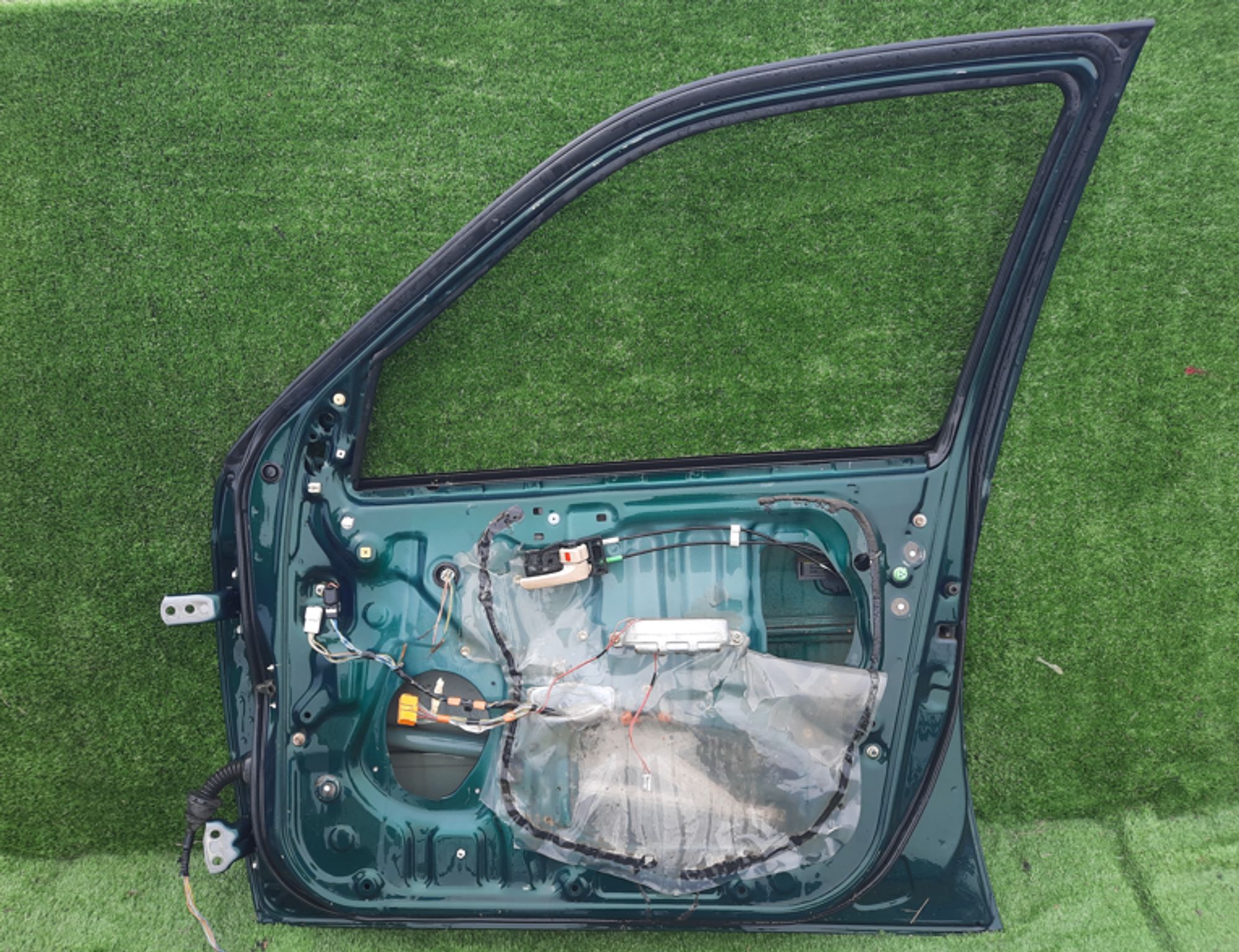 198 дверь на TOYOTA VISTA SV50, 5500 рублей, Невинномысск