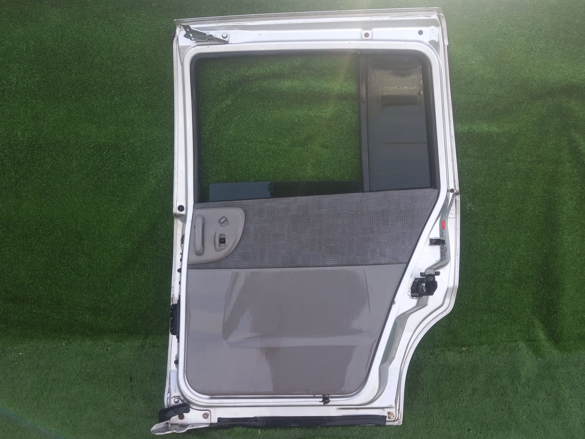 2063 дверь на NISSAN LIBERTY PM12, 11500 рублей, Невинномысск