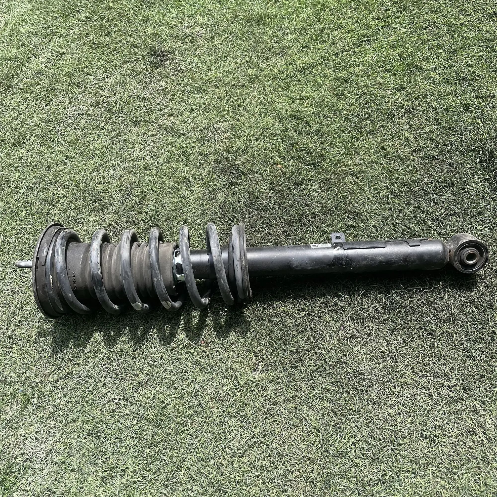 https://ycs.partsauto.market/partsauto-images/thmbs/userImages/772e461030aea93f4dbb6447c0f924d3/part/288018bd-b775-4215-9ad7-65ac27f59ac6_1779169155470.jpg
