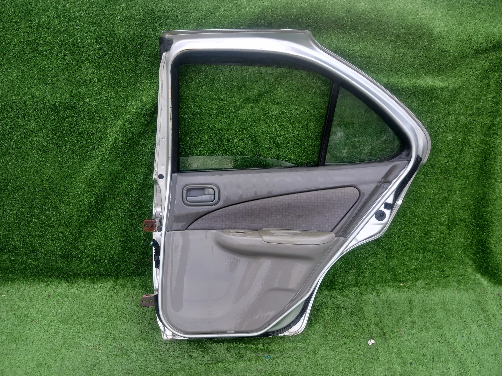 1039 дверь на NISSAN SUNNY FB15, 6500 рублей, Невинномысск