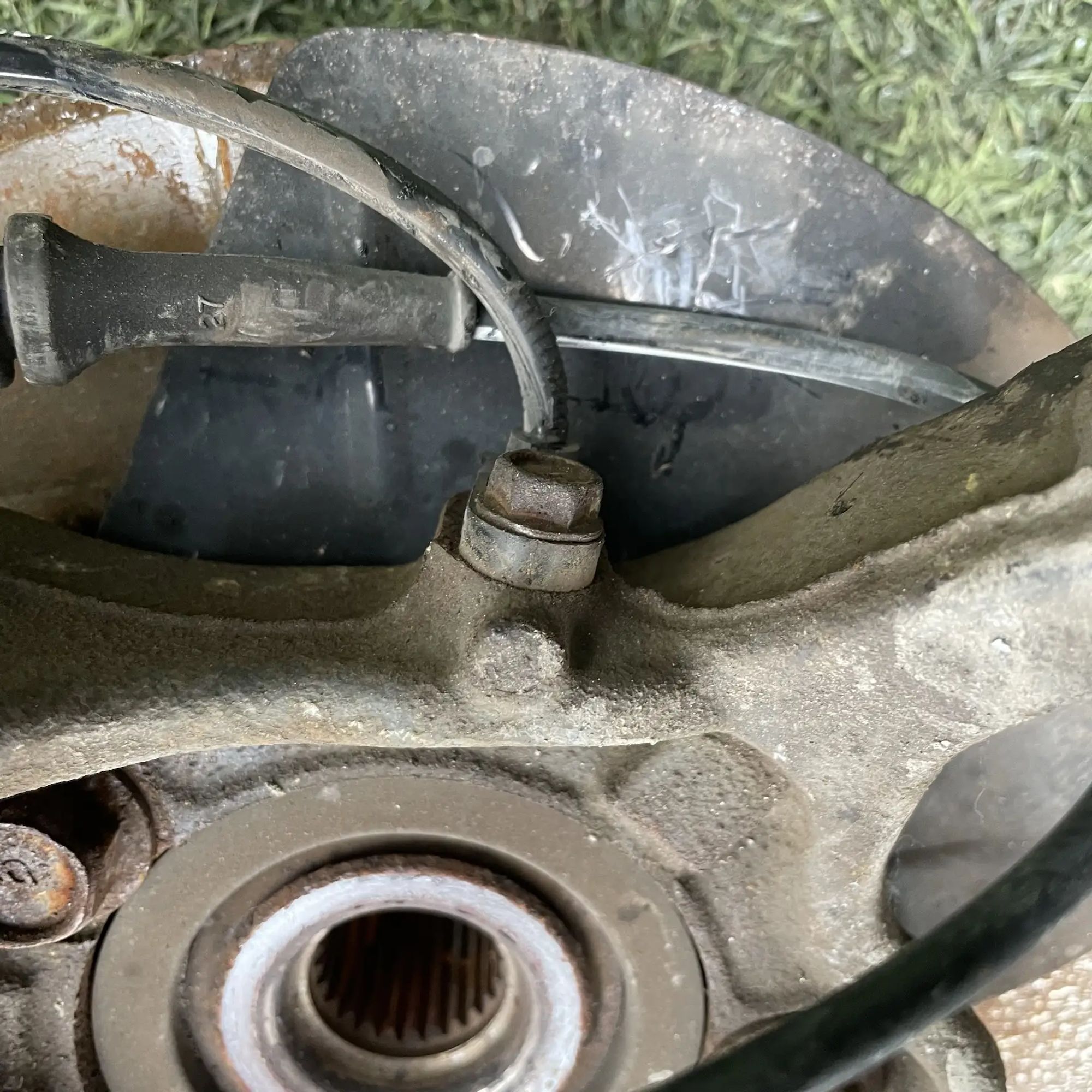 https://ycs.partsauto.market/partsauto-images/thmbs/userImages/772e461030aea93f4dbb6447c0f924d3/part/297d094e-cda9-4c4f-b3ef-81476f48cc7b_1779262575927.jpg