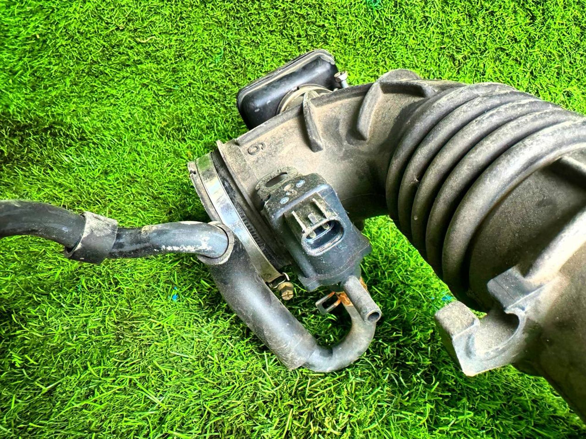 505 Патрубок воздушного фильтра 1788128240 1AZ-FSE U250, 5000 рублей, Невинномысск