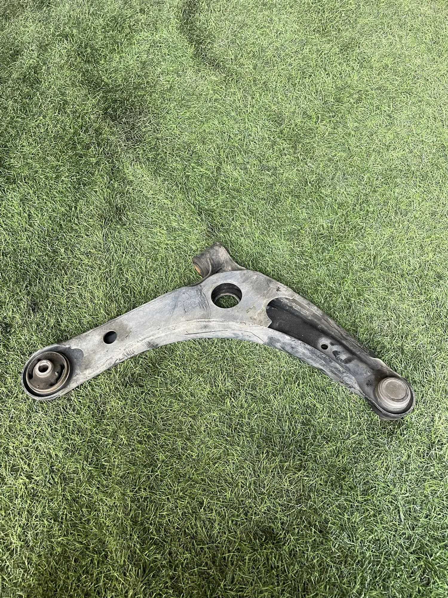 1171 Рычаг передний левый нижний MITSUBISHI DELICA D5, 4500 рублей, Невинномысск