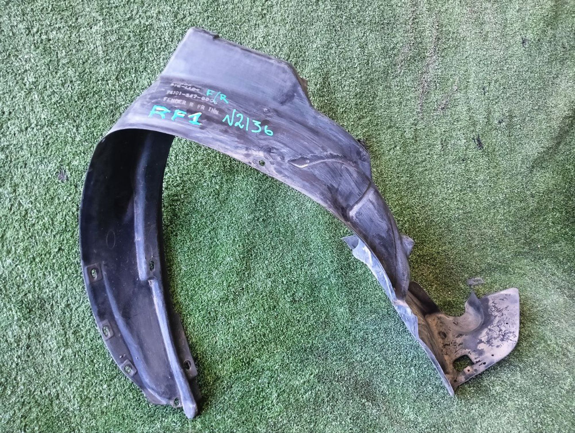 2135 Подкрылок передний правый HONDA STEPWGN RF1, 2500 рублей, Невинномысск