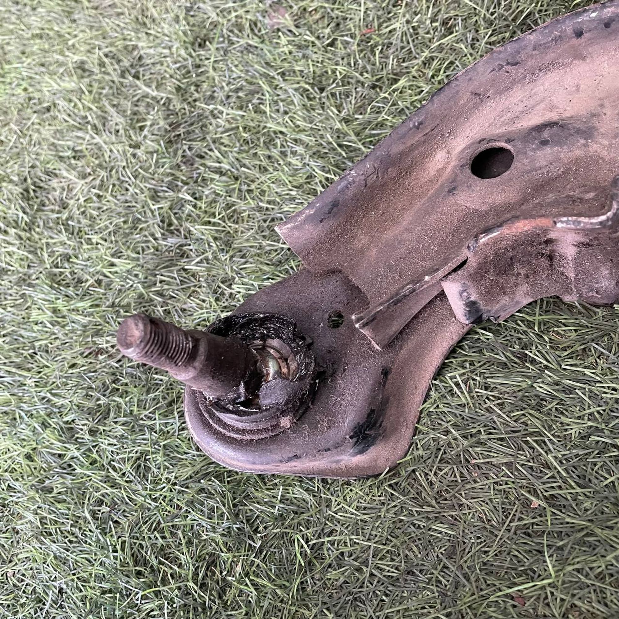 239 Рычаг передний левый нижний NISSAN CEFIRO A32, 3500 рублей, Невинномысск