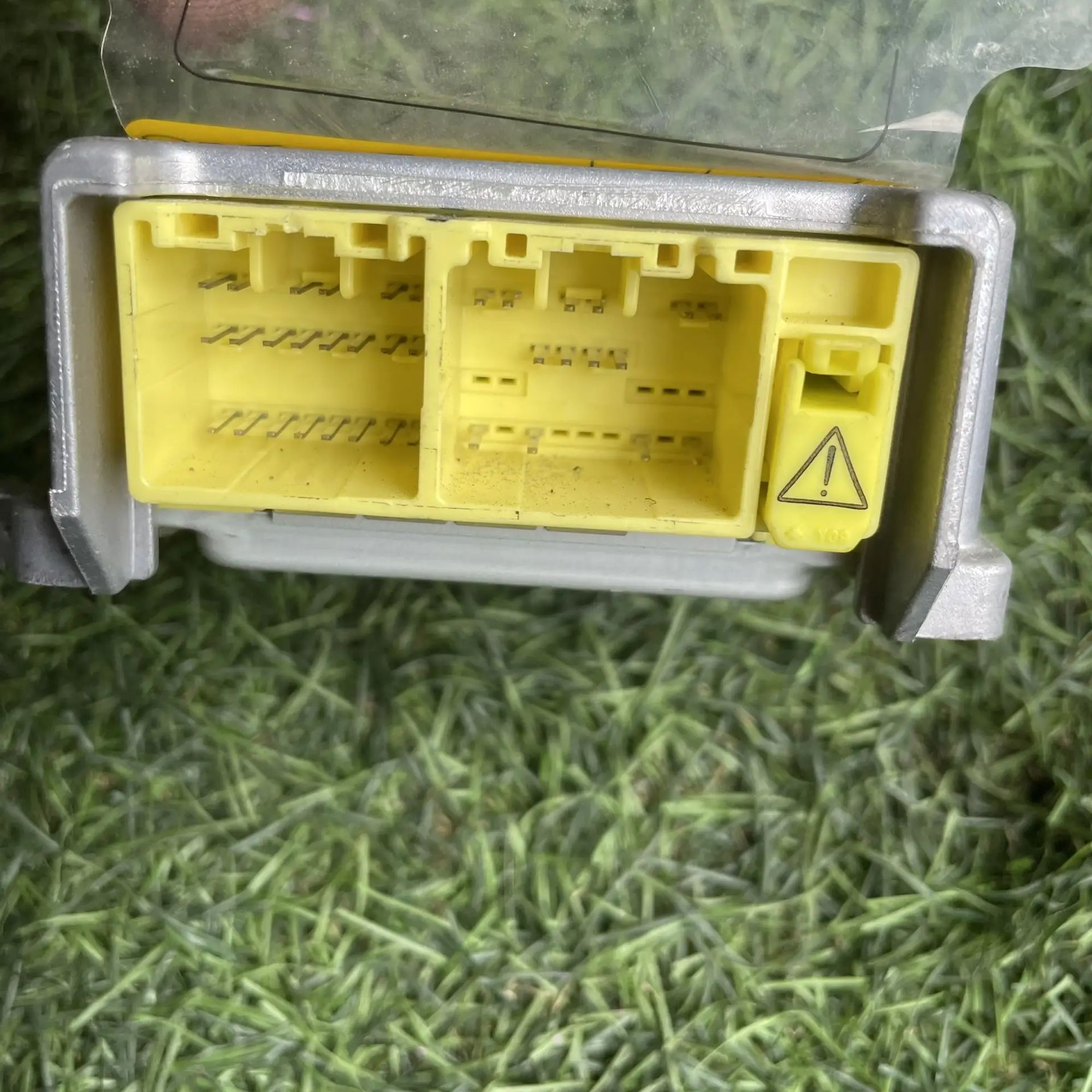 https://ycs.partsauto.market/partsauto-images/thmbs/userImages/772e461030aea93f4dbb6447c0f924d3/part/2b7bbfc6-d2c3-4a3d-a09a-9cab3d0325f5_1776516417179.jpg