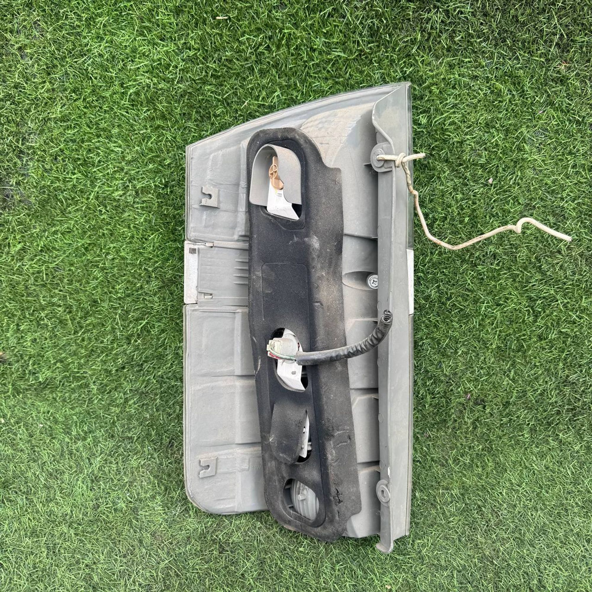 1169 Фонарь задний правый TOYOTA VOXY AZR60, 5500 рублей, Невинномысск