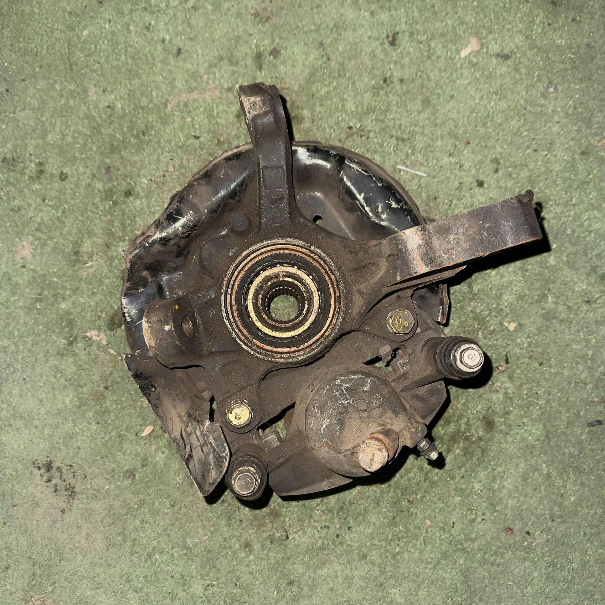 825 Ступица передняя левая TOYOTA CORONA AT170, 1 рублей, Невинномысск