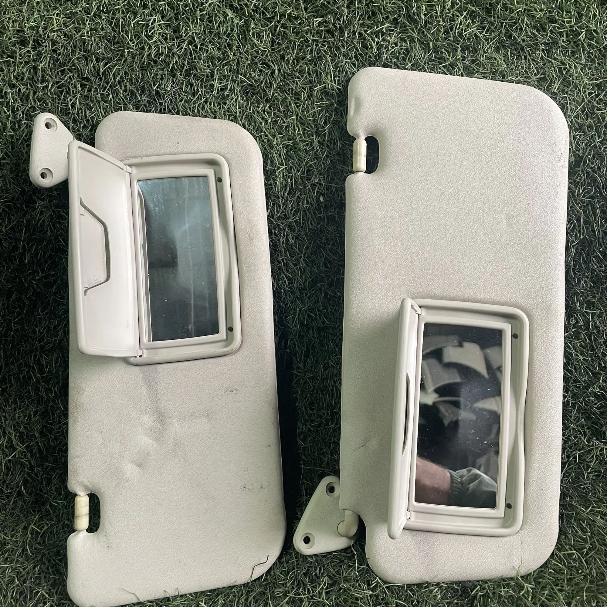 https://ycs.partsauto.market/partsauto-images/thmbs/userImages/772e461030aea93f4dbb6447c0f924d3/part/2c5bcceb-4337-480a-b243-a9703f063b30_1778831879856.jpg