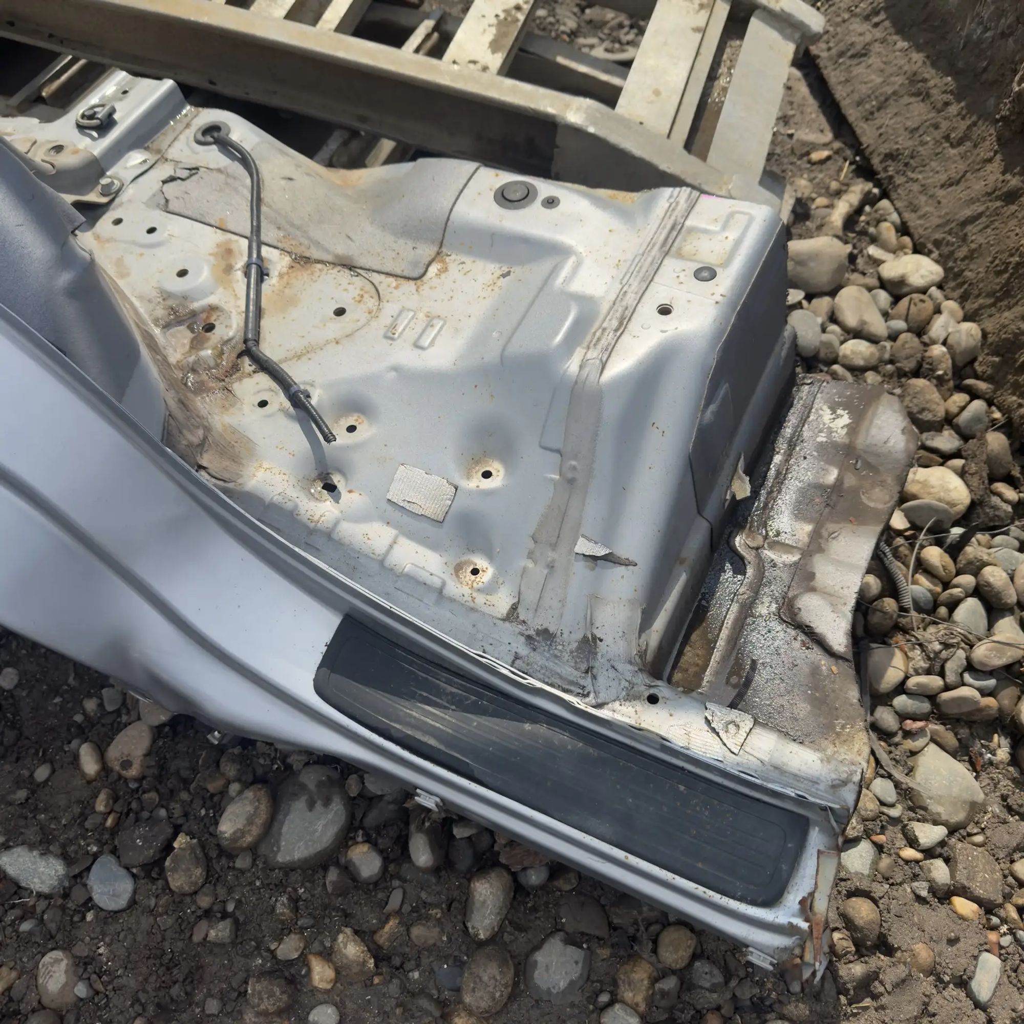 https://ycs.partsauto.market/partsauto-images/thmbs/userImages/772e461030aea93f4dbb6447c0f924d3/part/2cb6ded3-ccf4-439f-8ab3-d7a9ac18e91c_1778228155222.jpg
