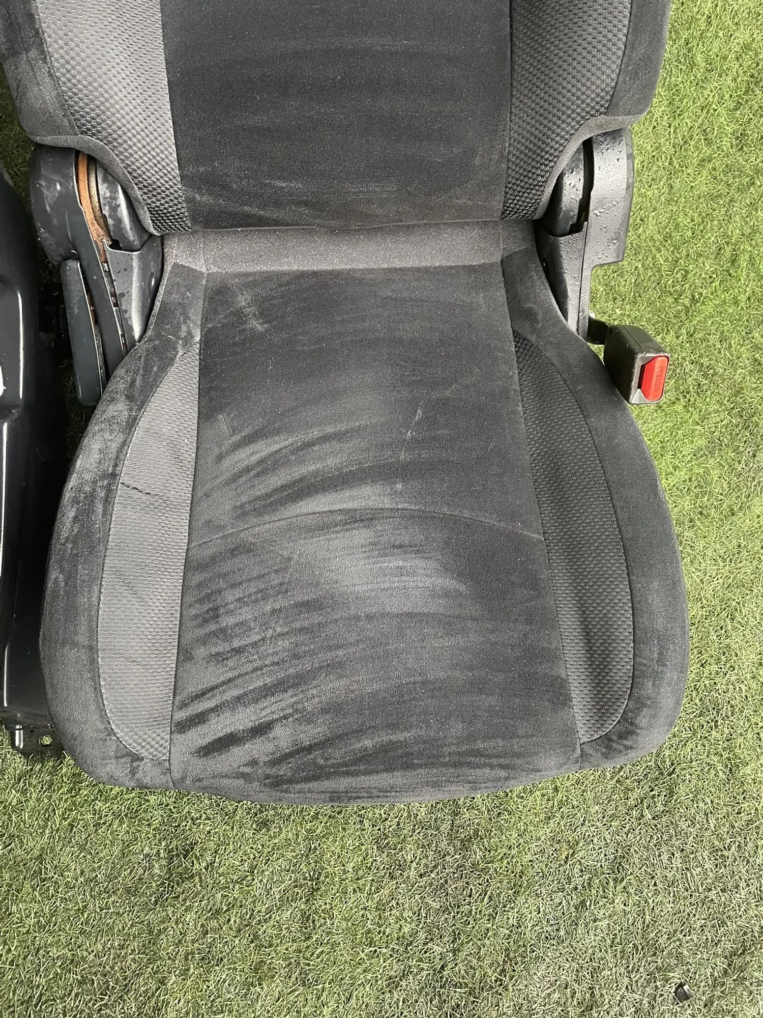 https://ycs.partsauto.market/partsauto-images/thmbs/userImages/772e461030aea93f4dbb6447c0f924d3/part/2cc55011-f605-41fa-a7c4-b2d68177465e_1777967079118.jpg