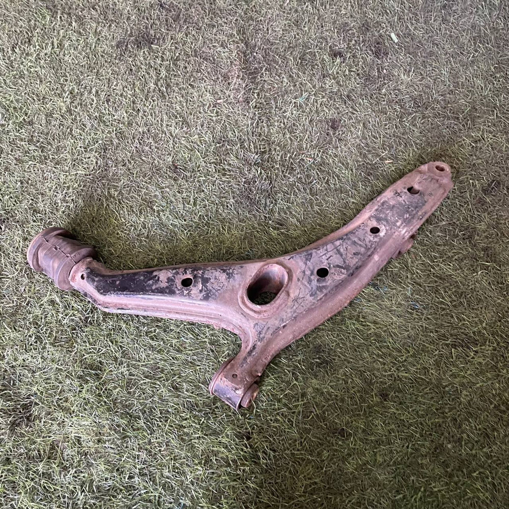 490 Рычаг задний правый нижний HONDA CIVIC EK2, 1 рублей, Невинномысск