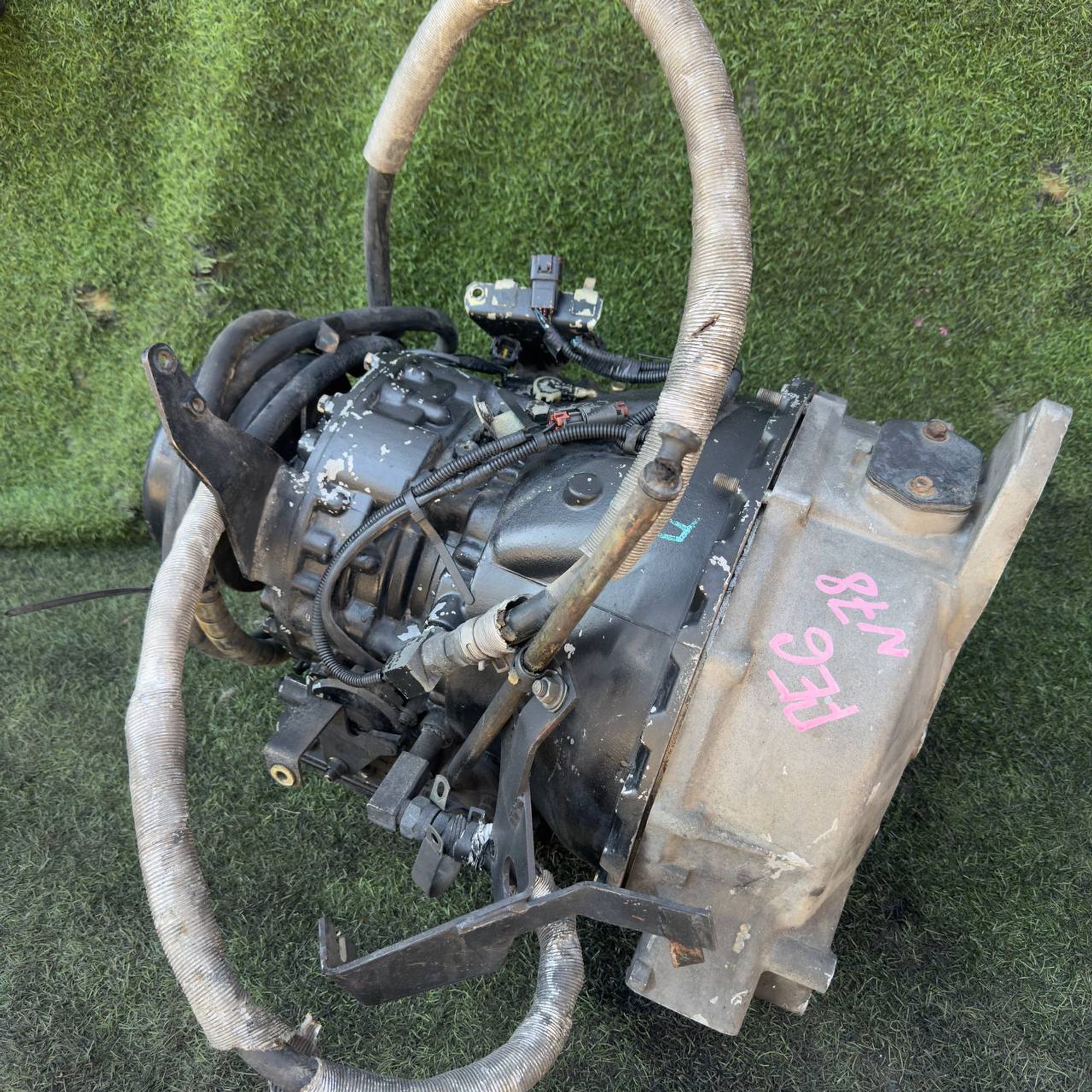 https://ycs.partsauto.market/partsauto-images/thmbs/userImages/772e461030aea93f4dbb6447c0f924d3/part/2d4251d6-c582-445f-8cb5-e80e0cceb7c4_1753452838002.jpg