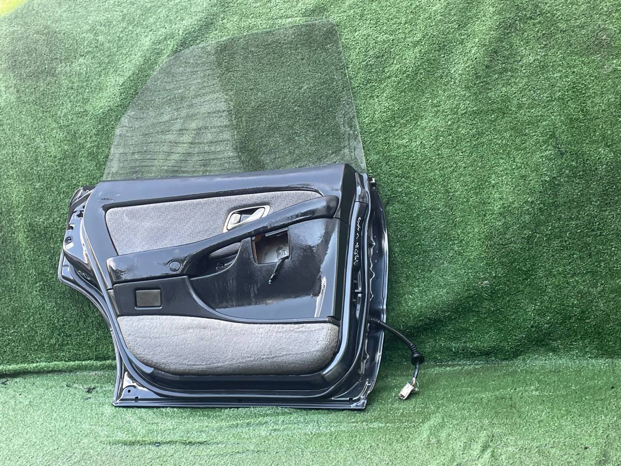 2100 дверь на MITSUBISHI DIAMANTE F25A, 6500 рублей, Невинномысск