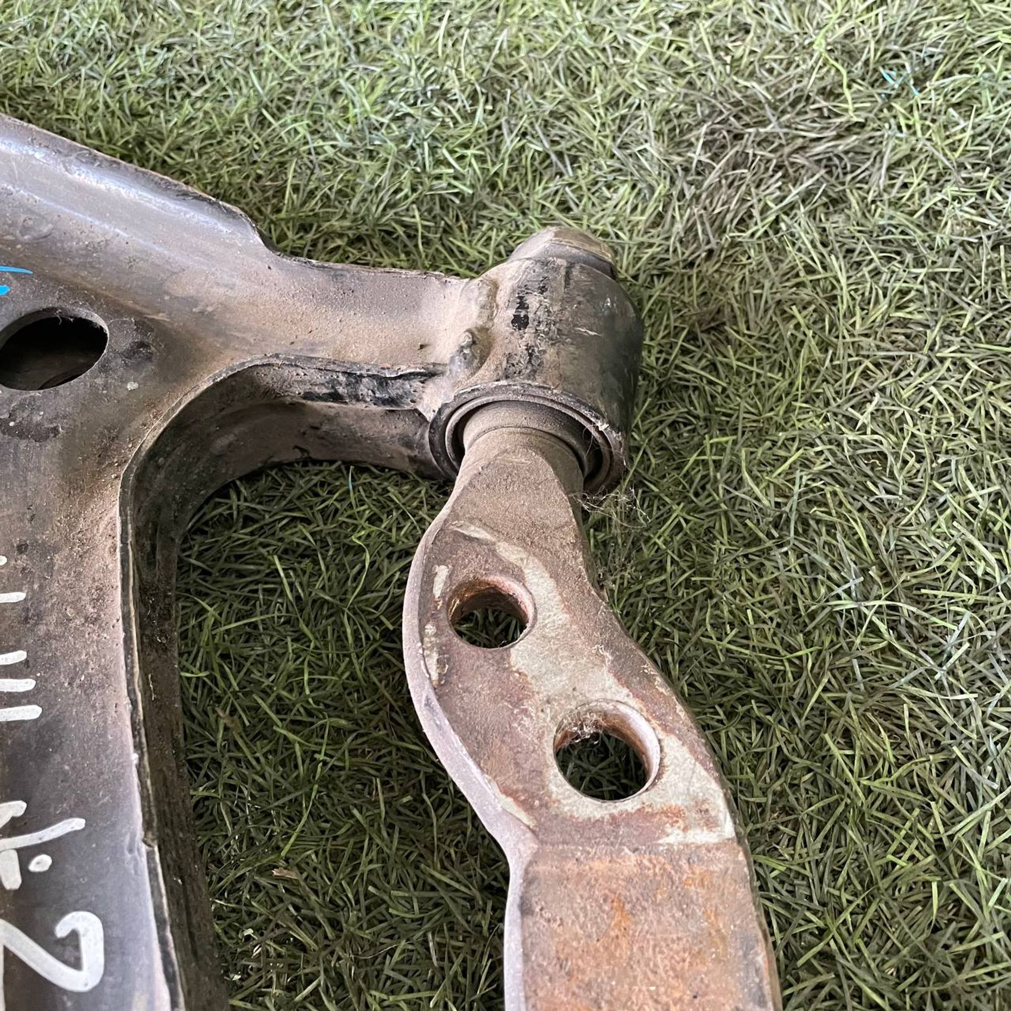 236 Рычаг передний левый нижний NISSAN BLUEBIRD U14, 1 рублей, Невинномысск