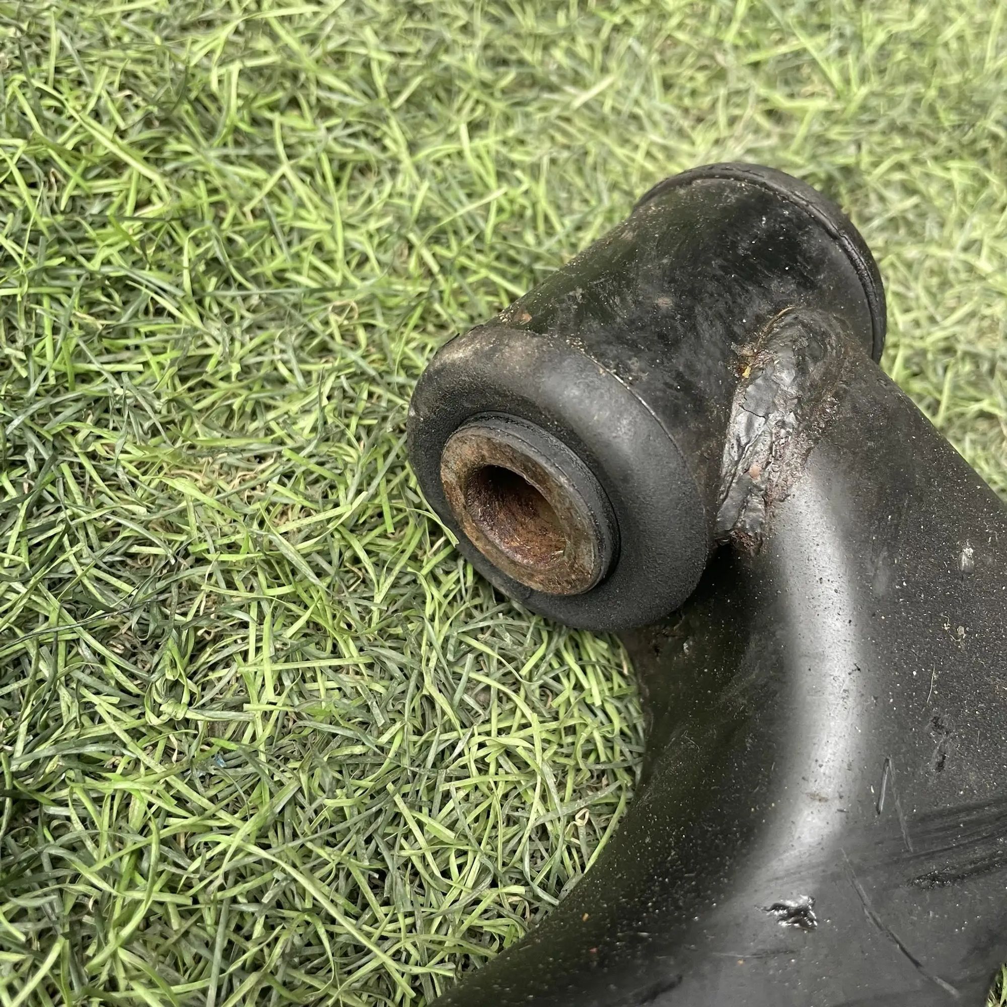 https://ycs.partsauto.market/partsauto-images/thmbs/userImages/772e461030aea93f4dbb6447c0f924d3/part/2df3ac20-2d0d-4f69-9750-85dfaba8f250_1779197162540.jpg
