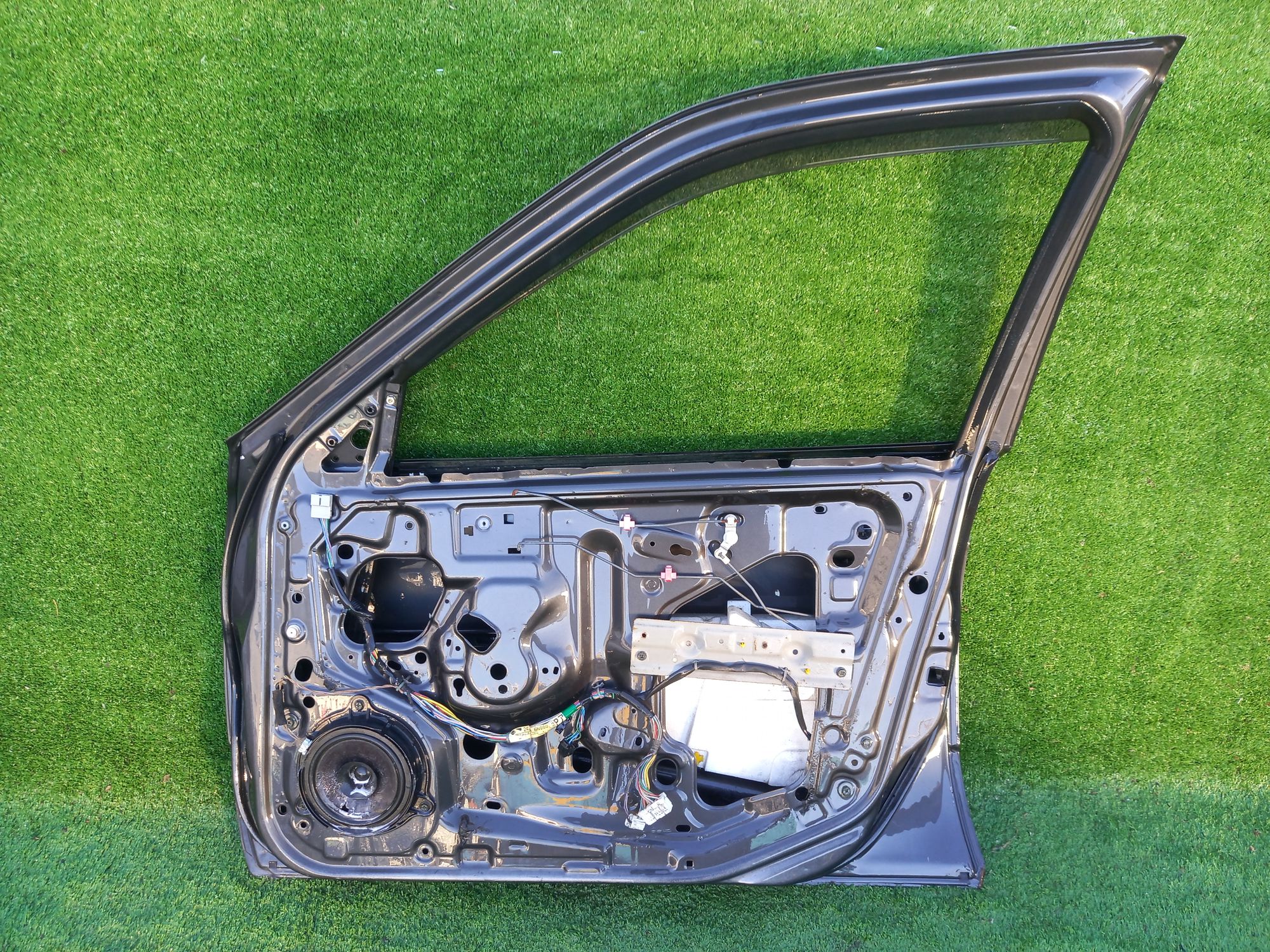 1323 дверь F/R на NISSAN SUNNY FB15, 9500 рублей, Невинномысск