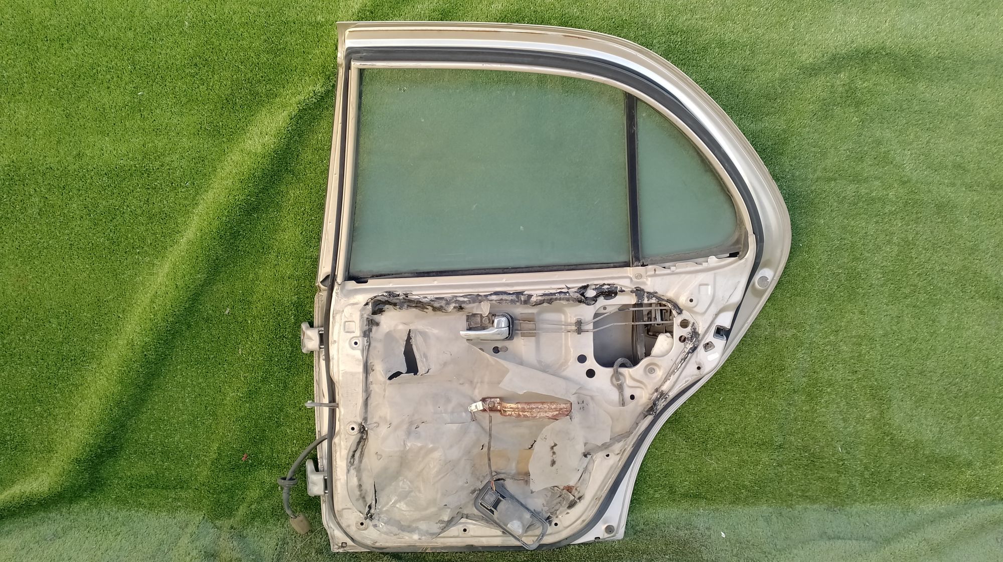 1027 дверь на NISSAN BLUEBIRD U13, 6500 рублей, Невинномысск