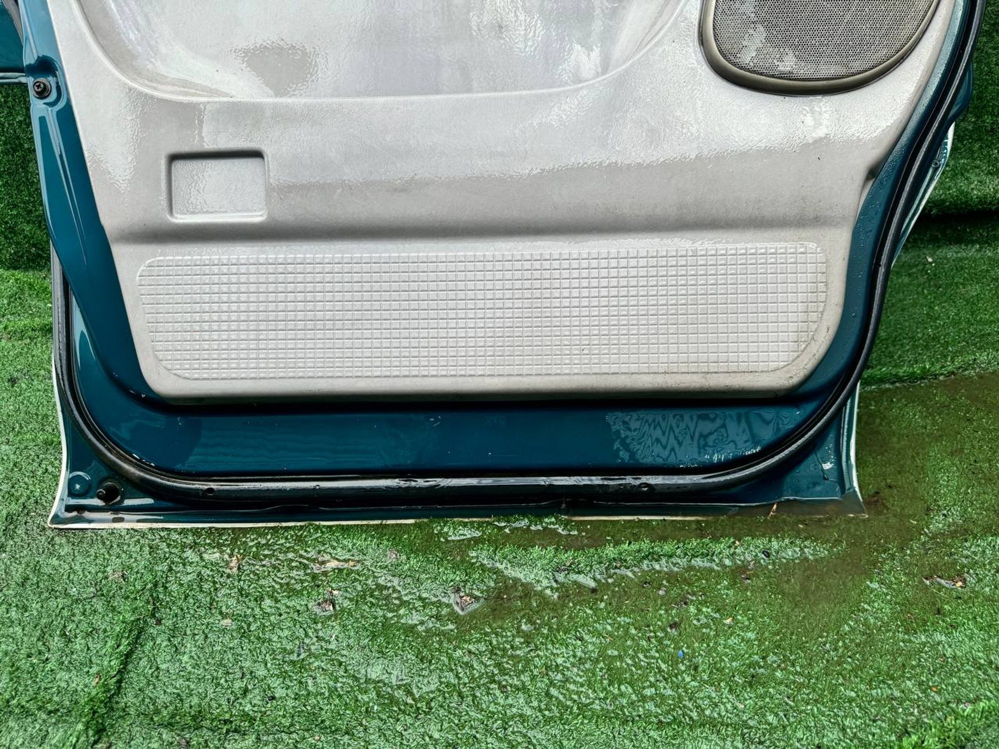 1357 дверь на MITSUBISHI DELICA PD8W, 10500 рублей, Невинномысск